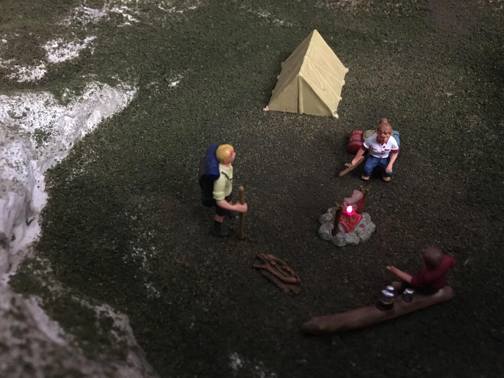 Woodland Scenics Campers (3) w/Tent & Accessories O Scale customer photo 1