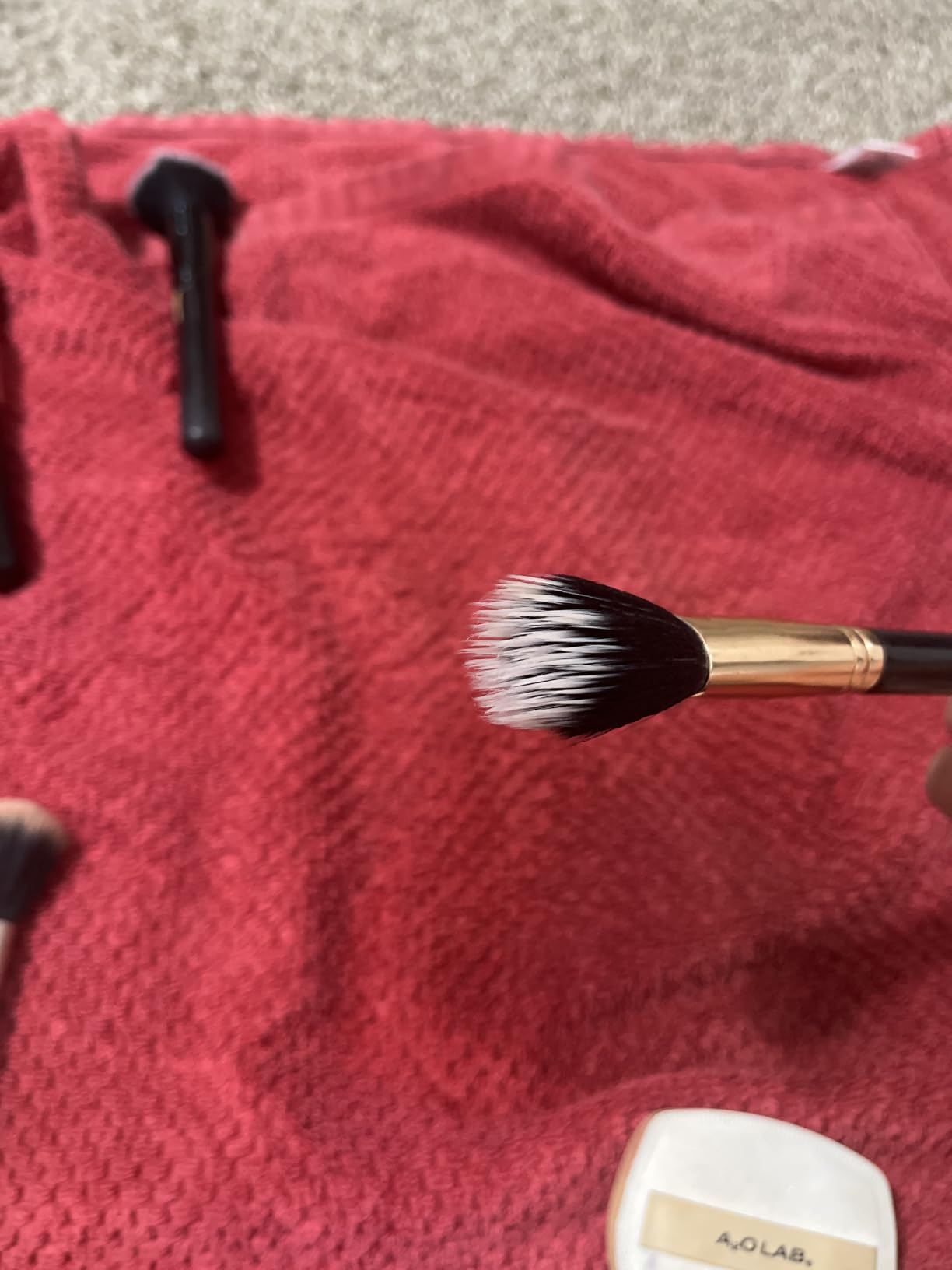Cinema Secrets Original Blue Vanilla Makeup Brush Cleaner Solution - Professional Cleanser for Makeup Brushes - Quick-Drying, Rinse-Free Formula - Removes Stubborn Waterproof Make Up (4 fl oz) customer photo 2