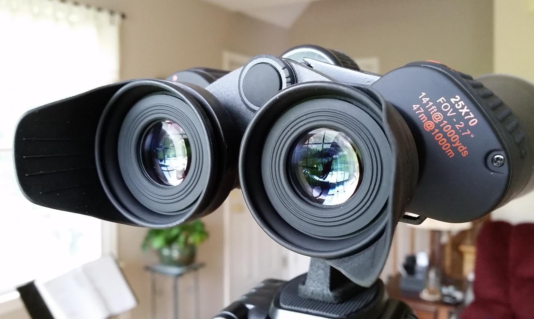 Celestron SkyMaster 25x70 Binoculars for Astronomy, Long-Range & Wildlife | Exceptional Long-Range Detail, Astronomy & Wildlife or Land Viewing, Multi-Coated BaK-4 Optics, Tripod Adapter Included customer photo 2