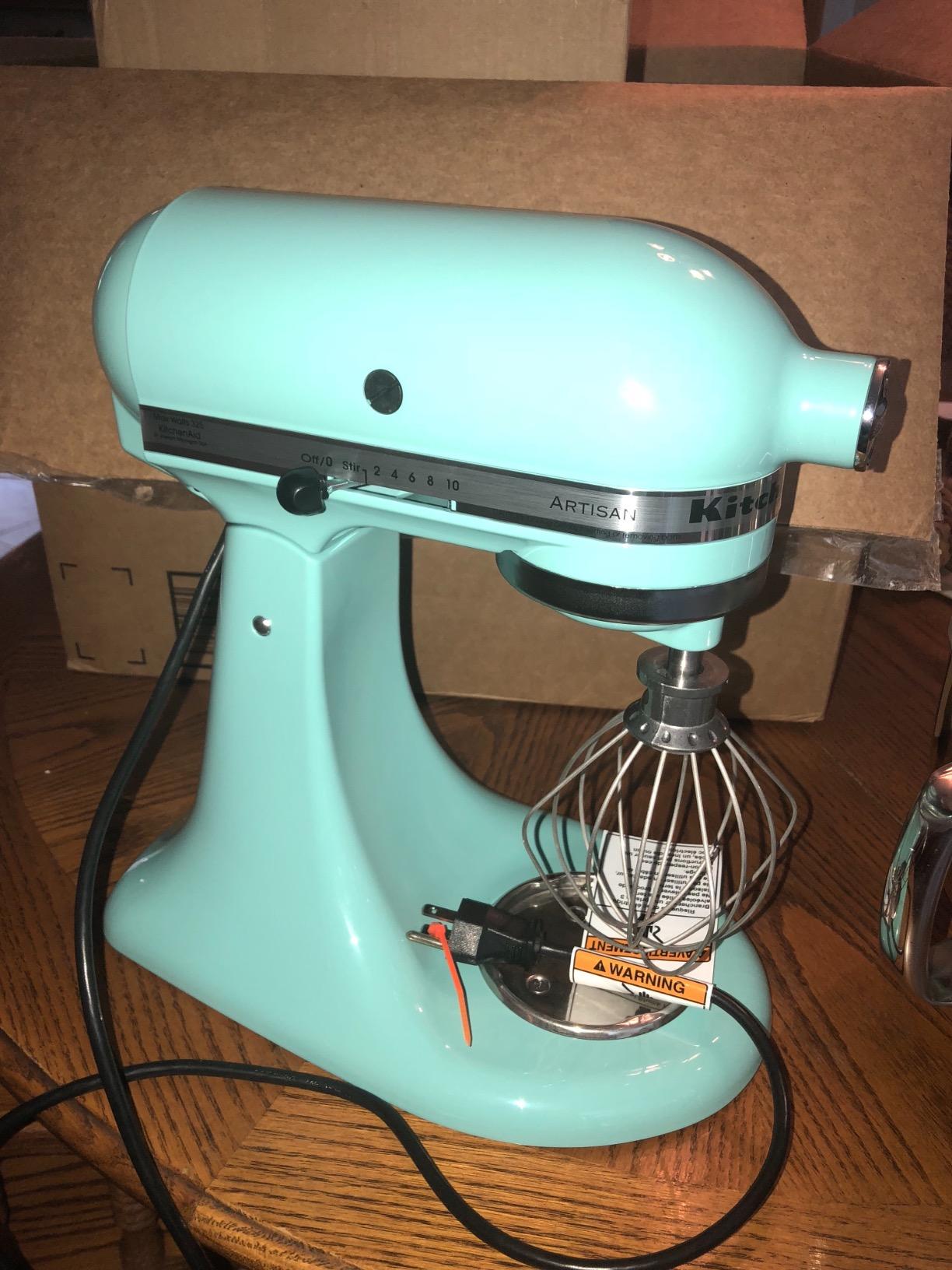 KitchenAid Artisan 5-Qt Tilt Head Stand Mixer KSM150PS, Contour Silver customer photo 1