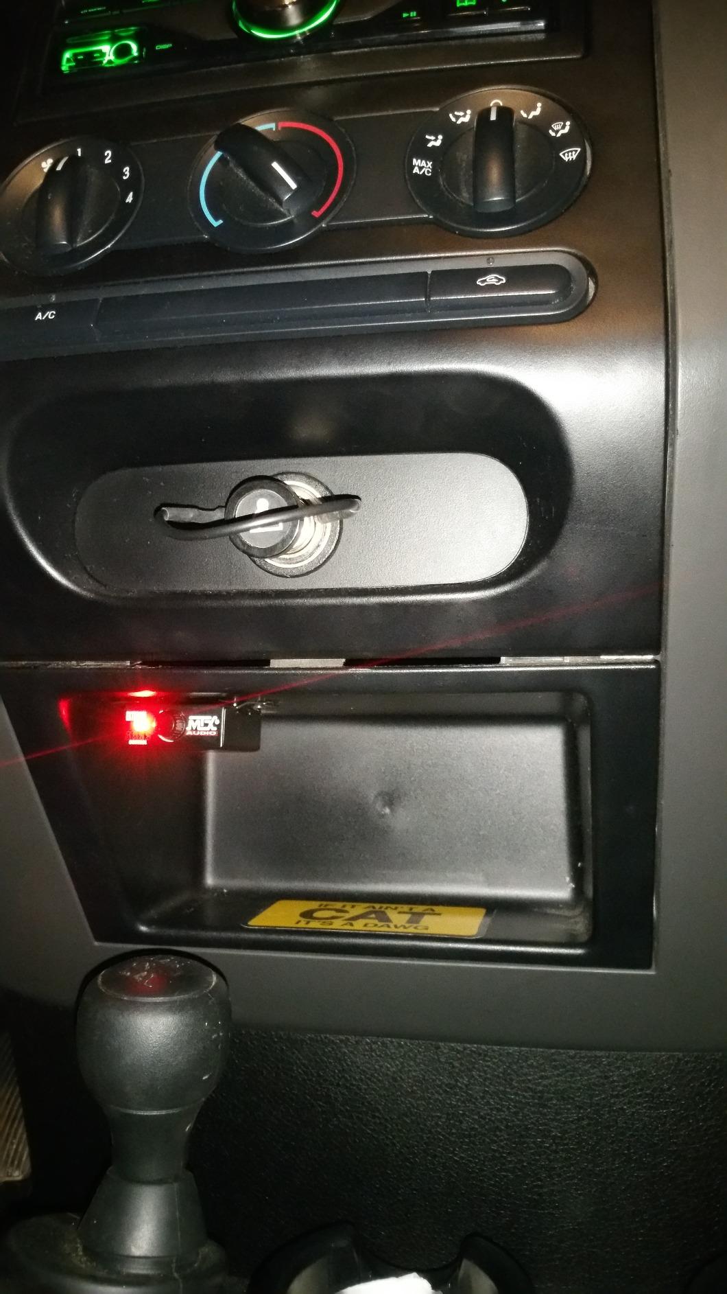 MTX Audio RT8PT 8 Inch 240 Watt Car Loaded Universal Powered High Performance Amplified Tube Box Vented Subwoofer Enclosure, RCA Connectivity customer photo 2