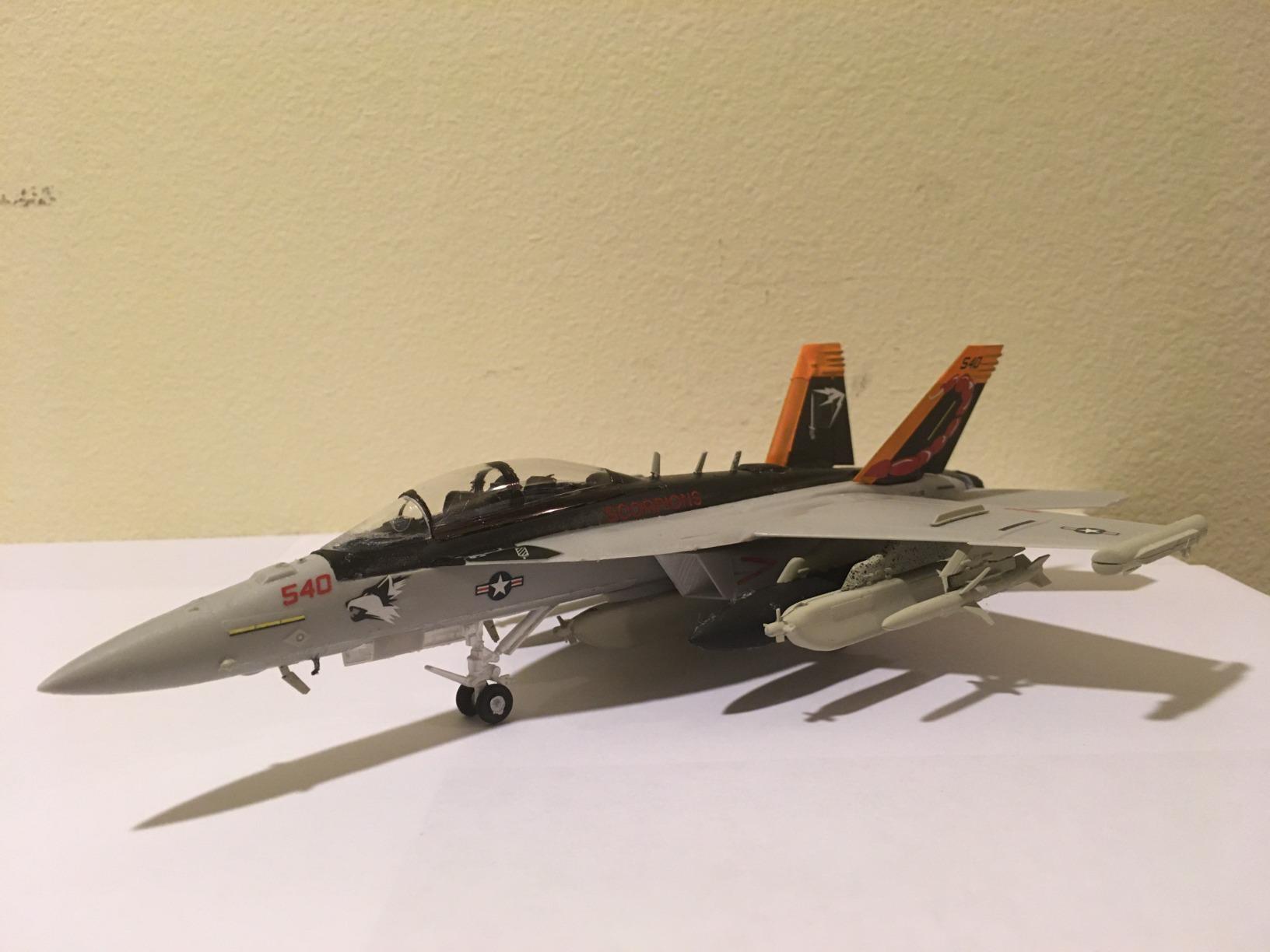 EA-18G Growler USN ECM Aircraft 1/72 Hasegawa customer photo 1