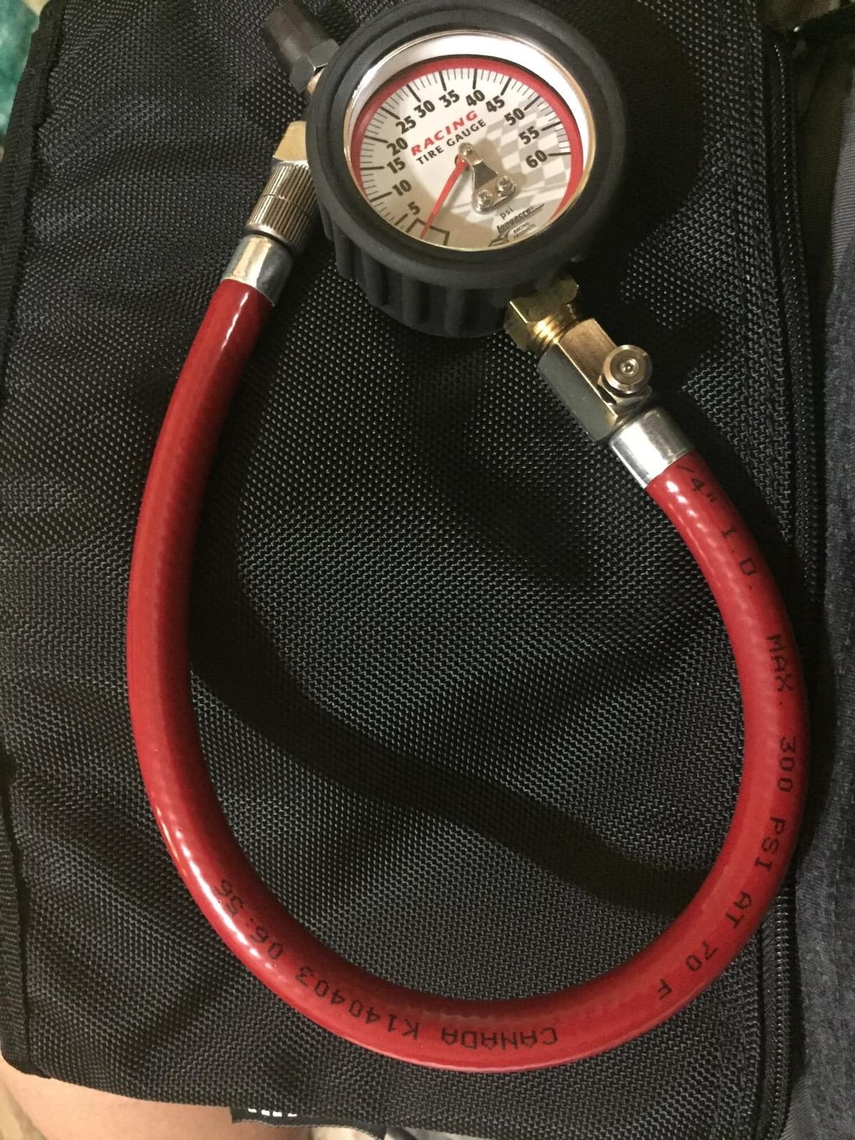 Longacre 50417 0-60 PSI Analog Tire Pressure Gauge, 2 Inch customer photo 1