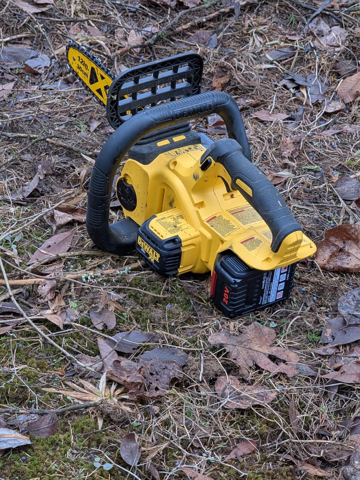 Dewalt Chainsaw Compact 5AH 20V DCCS620P1 customer photo 1