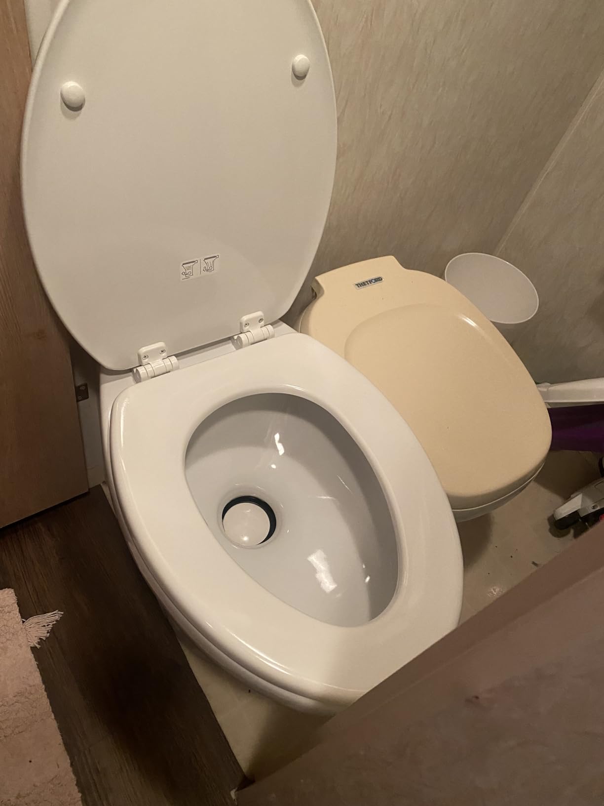 Dometic 302320081 320 Series Standard Height RV Toilet, White customer photo 1
