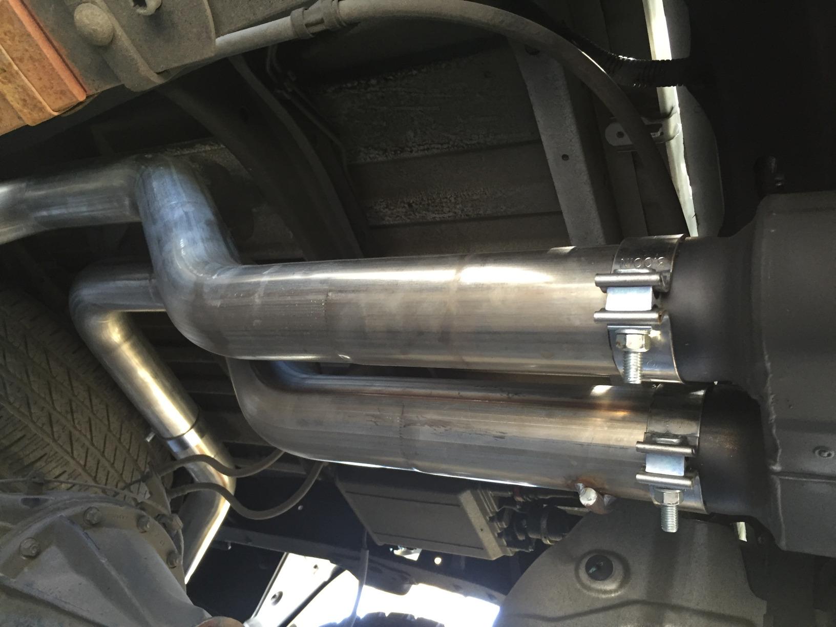 Flowmaster 817692 Outlaw Cat-Back Exhaust Kit 3 Inch Stainless Steel Dual 4 Inch Black Stainless Tips Compatible with 2009-2021 Toyota Tundra 4.6L/4.7L/5.7L customer photo 1