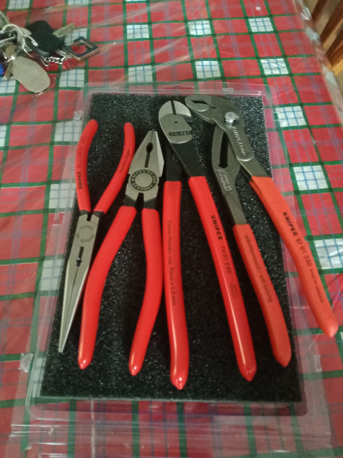 Knipex Tools 9K 00 80 94 US Cobra Combination Cutter and Needle Nose Pliers Set (4 Piece) customer photo 2