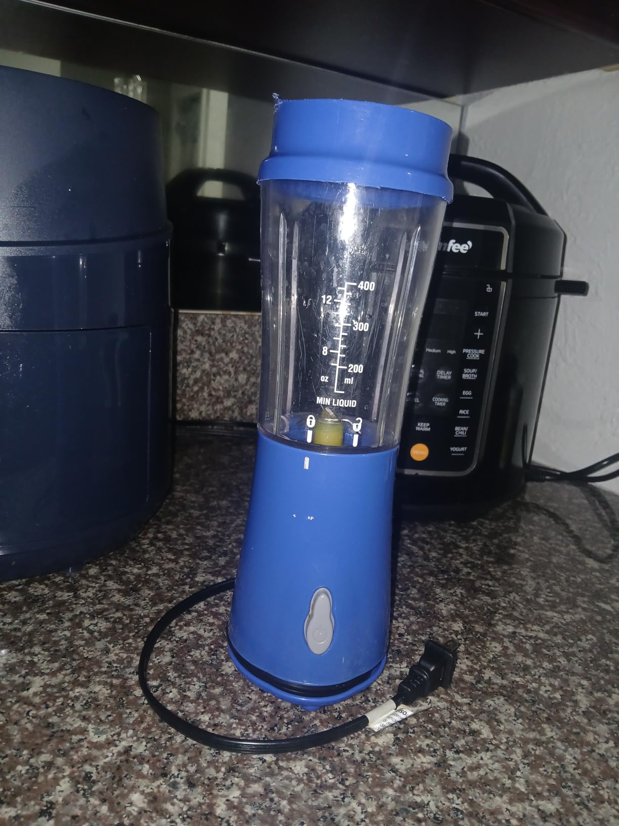 Hamilton Beach Portable Blender for Smoothies With 14 oz. Travel Jar customer photo 1
