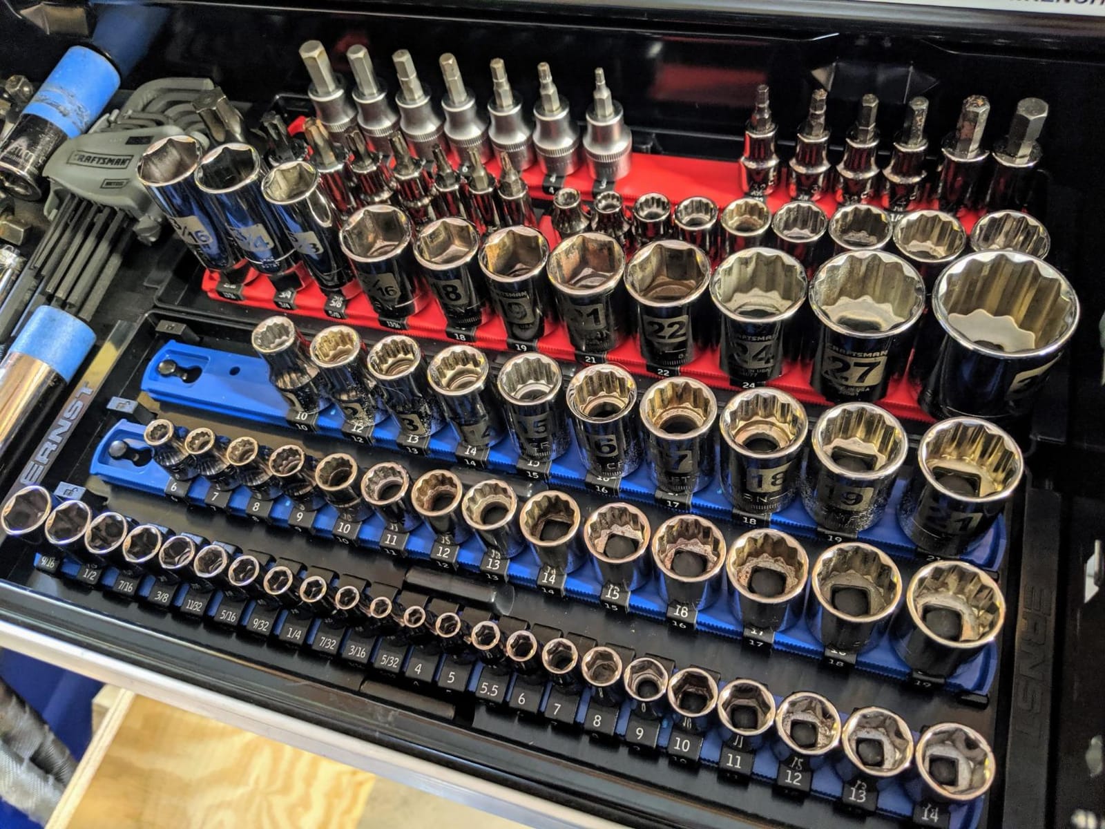 Ernst Manufacturing 8490 Socket Boss: 3-Rail Socket Organizer Tool Tray with 40 Clips (1/4