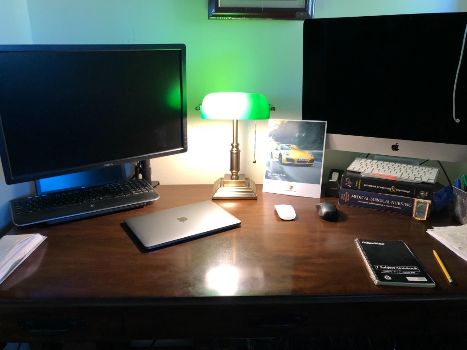 V-LIGHT Traditional Style CFL Banker's Desk Lamp with Green Glass Shade (VS688029AB) customer photo 2