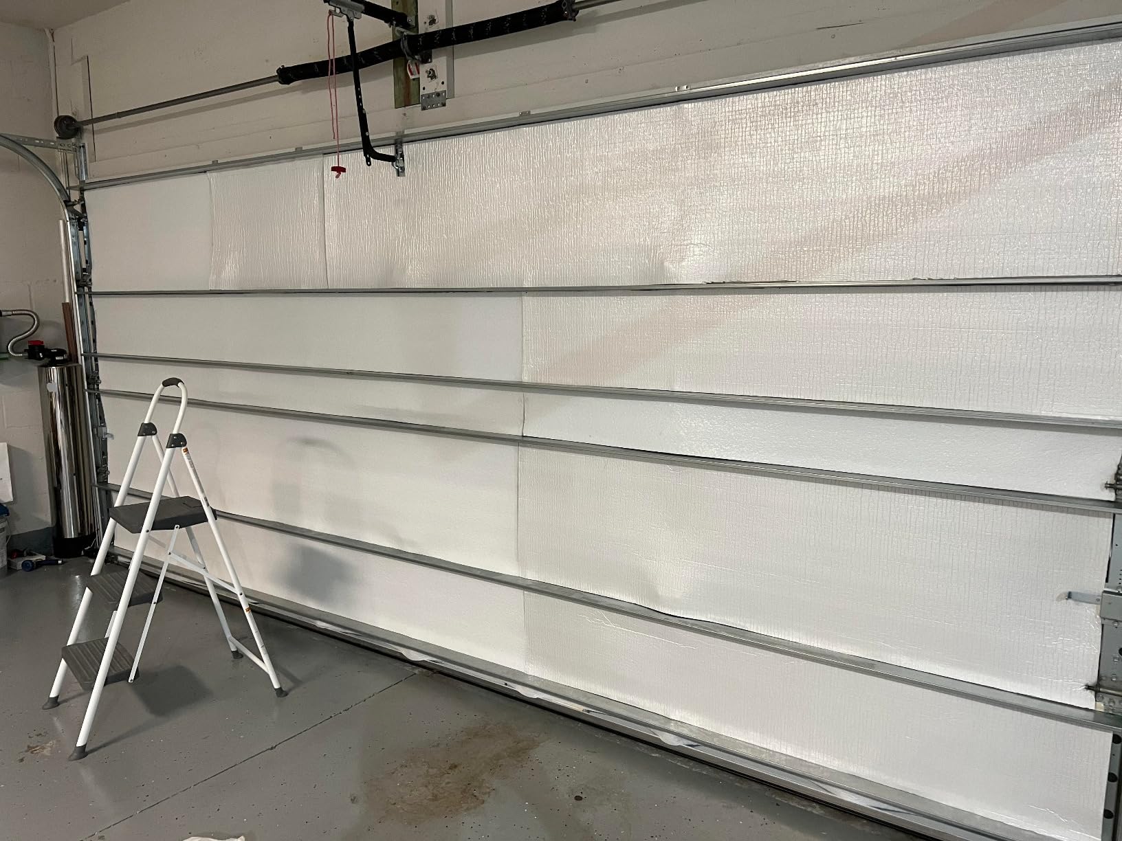 US Energy Products NASA Tech White Reflective Foam Core Garage Door Insulation Kit (9L x 7H) or (9L x 8H) Single Garage Doors R8 (Upgraded Tape) customer photo 2