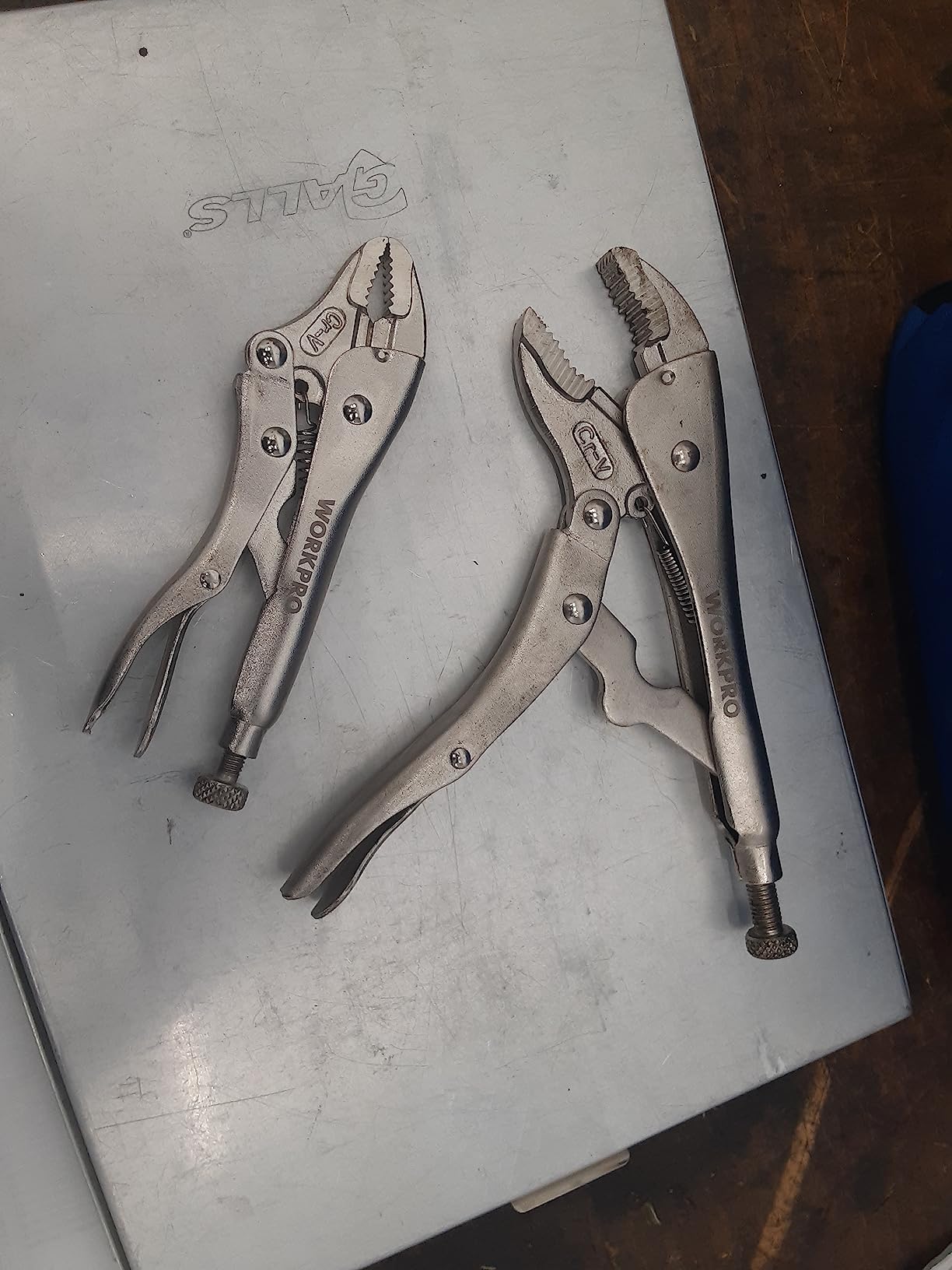 WORKPRO 5-Piece Locking Pliers Set, Vice Grips with Chrome-vanadium Steel | 5/7/10 inch Curved Jaw, 6.5/9 inch Long Nose customer photo 2