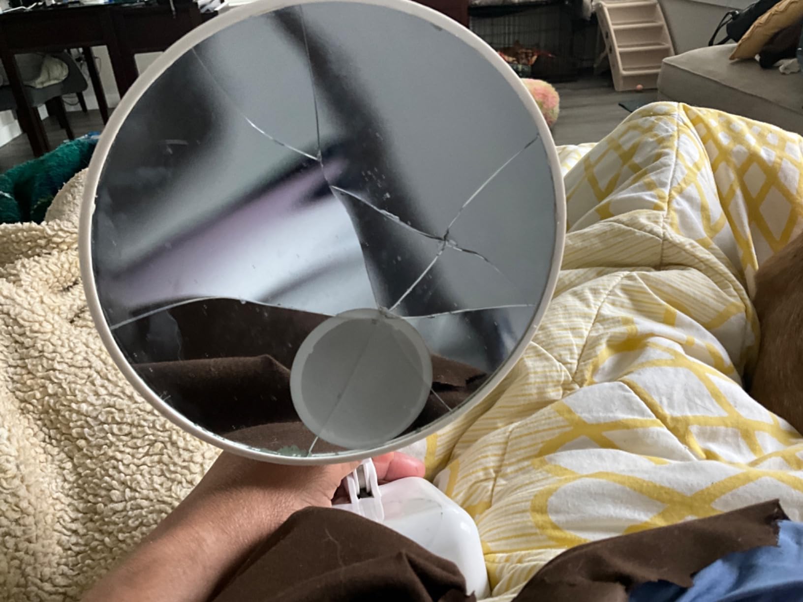 Floxite FL-615-2 15X Magnifying Mirror with Light customer photo 2