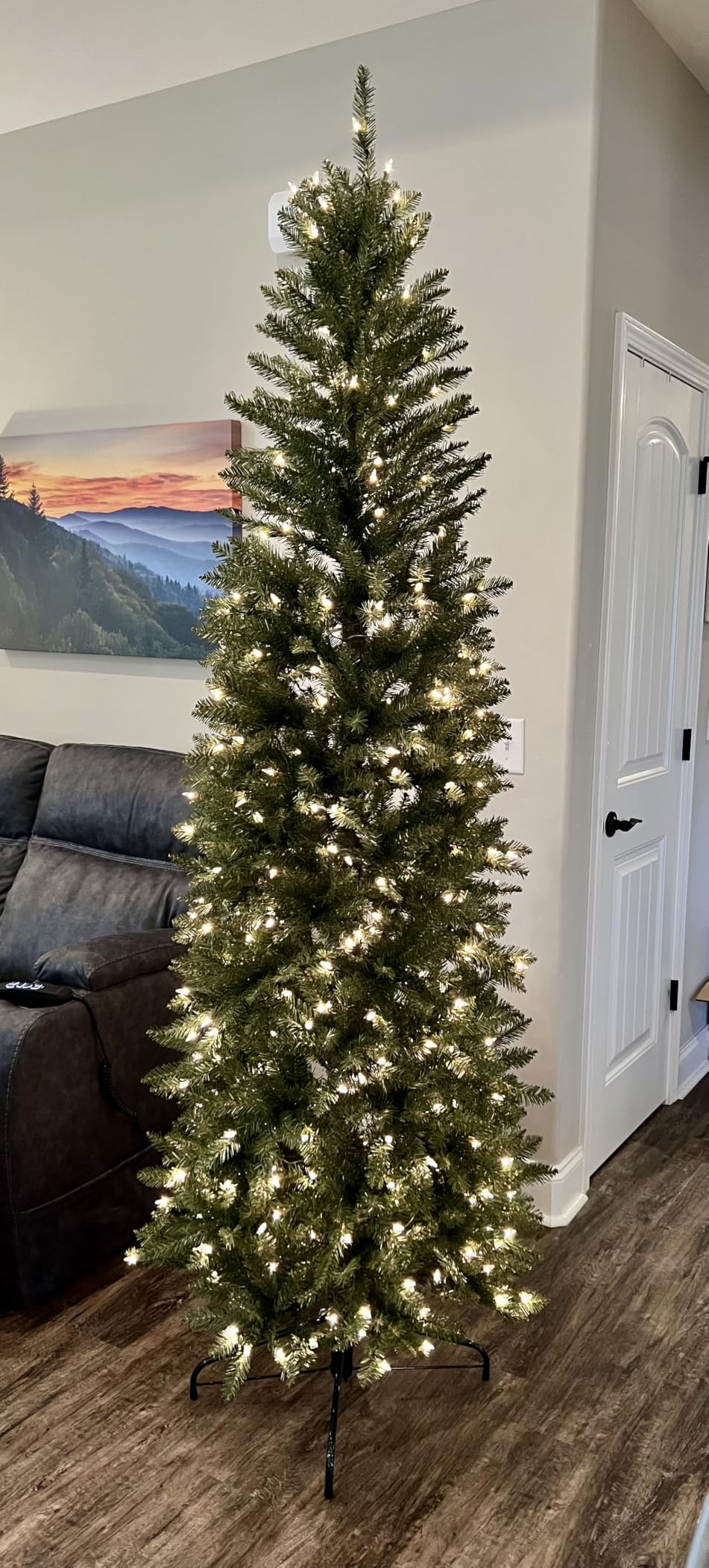 Puleo International 7.5ft Pre-Lit Fraser Fir Pencil Christmas Tree with 350 Clear Lights, 1188 Realistic Dense Branch Tips, Easy Setup Artificial Trees with Sturdy Metal Stand customer photo 2