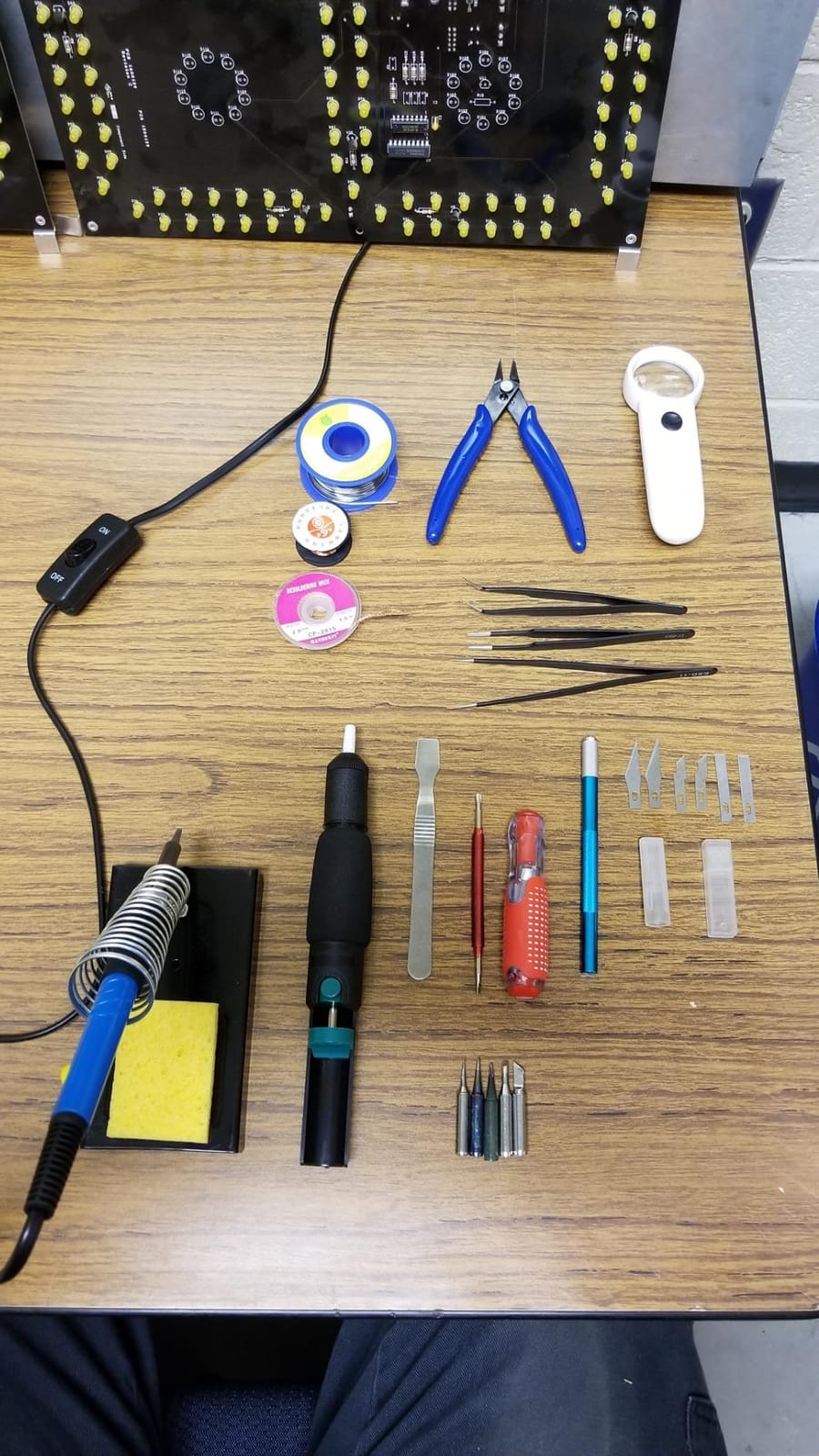 HANDSKIT 90W Soldering Iron Kit for Electronics, Adjustable Temp 180-480℃ customer photo 2