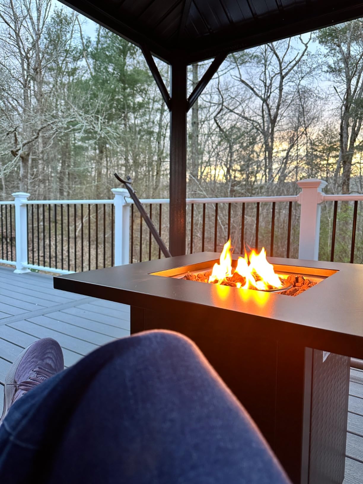 28 Inch Square Gas Fire Pit Table with Lid, 50000 BTU Outdoor Propane Gas Fire Pit for Outside Patio, Outdoor Gas Fire Pit Table, Outdoor Fire Table for Backyard Garden Camping Party, Black customer photo 2