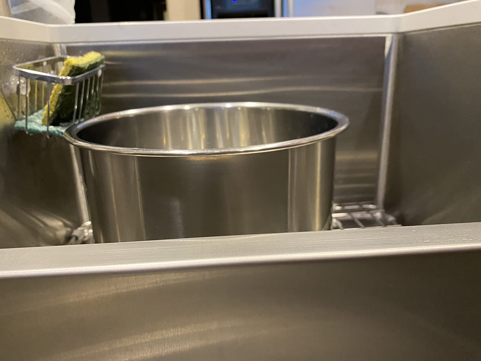 Ruvati 33-in 60/40 Low-Divide Undermount Kitchen Sink - RVH7419 customer photo 2