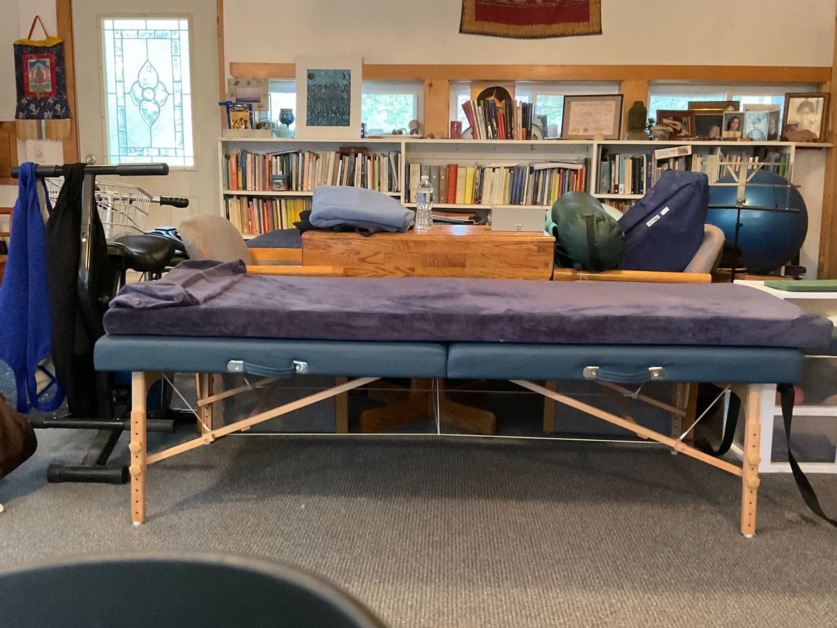 Saloniture Portable Physical Therapy Massage Table - Low to Ground Stretching Treatment Mat Platform - Blue customer photo 1