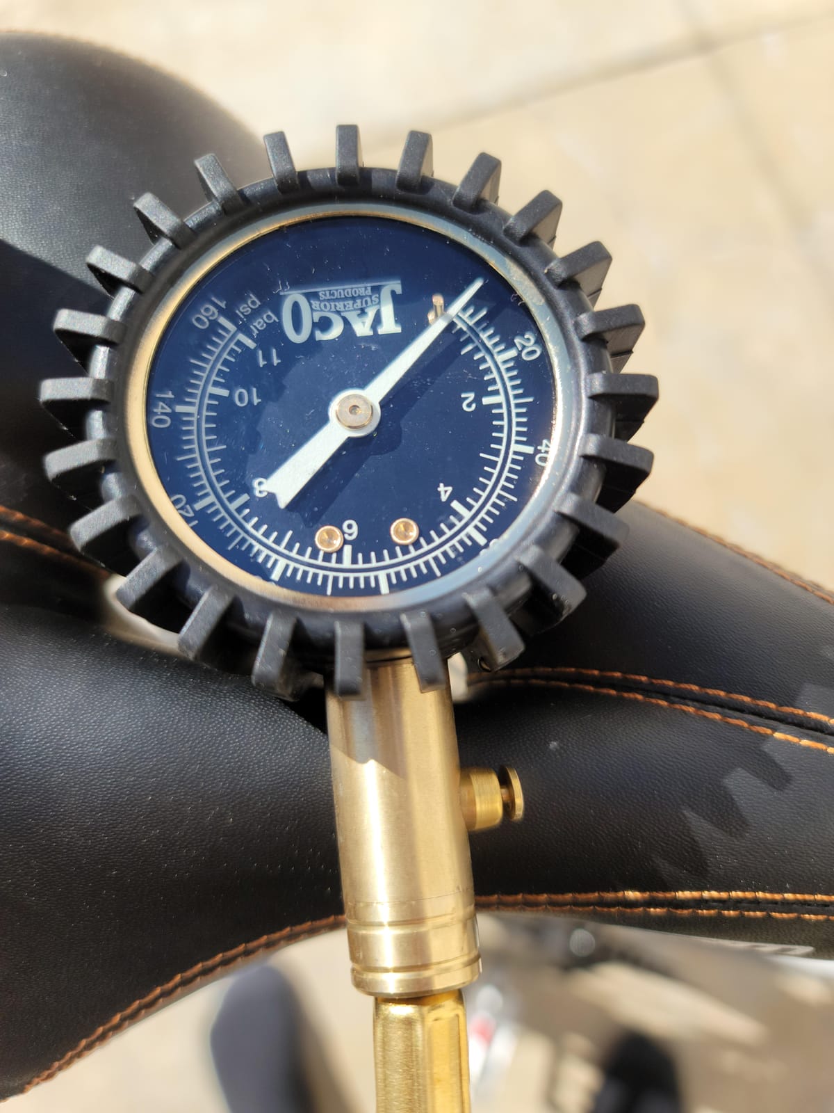 JACO BikePro Bike Tire Pressure Gauge - 160 PSI (Road Bike & BMX Series) | Presta + Schrader Air Chucks customer photo 2