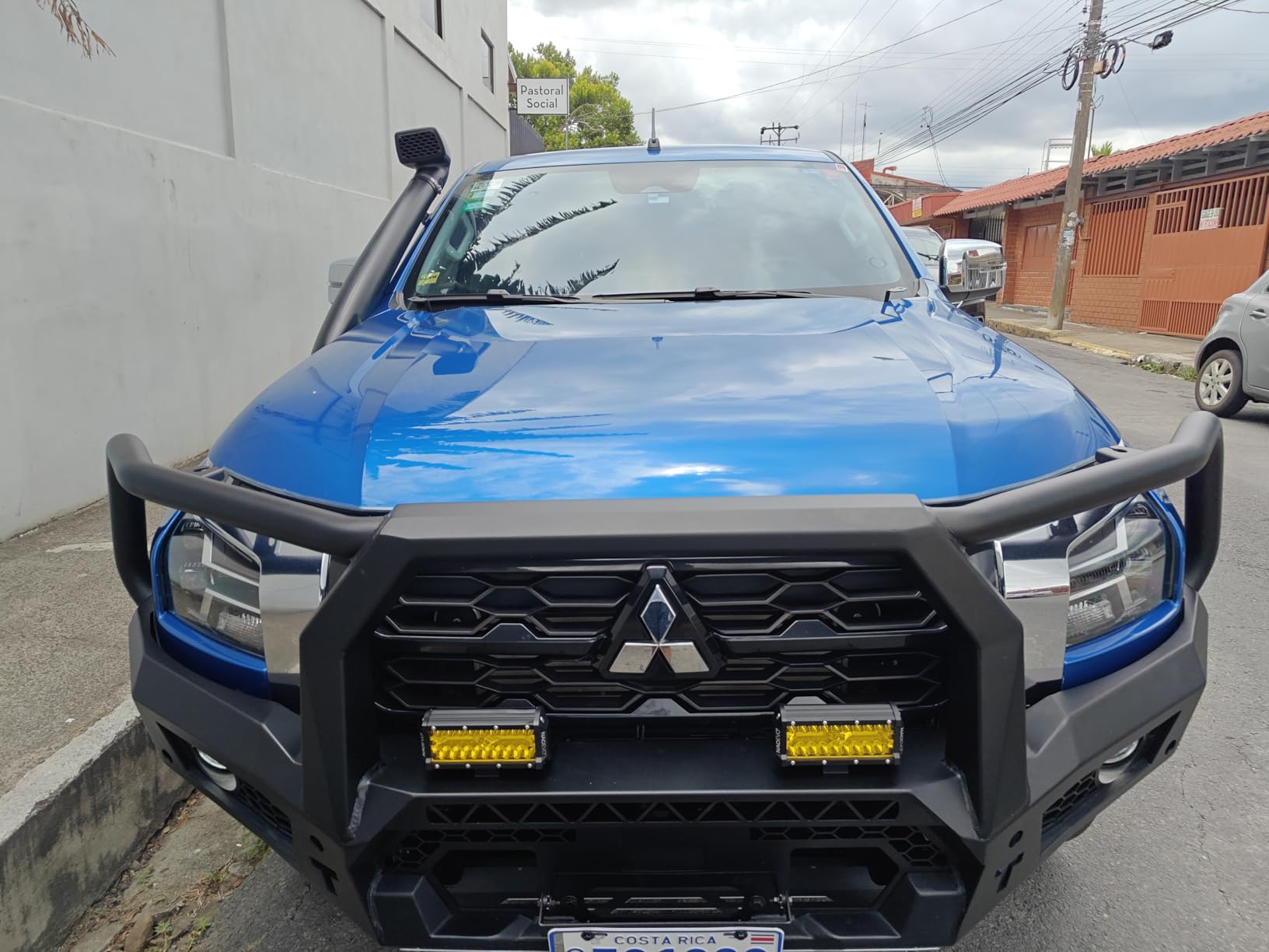 NAOEVO 7 Inch LED Light Bar, 240W 24,000LM LED Fog Lights, White customer photo 1