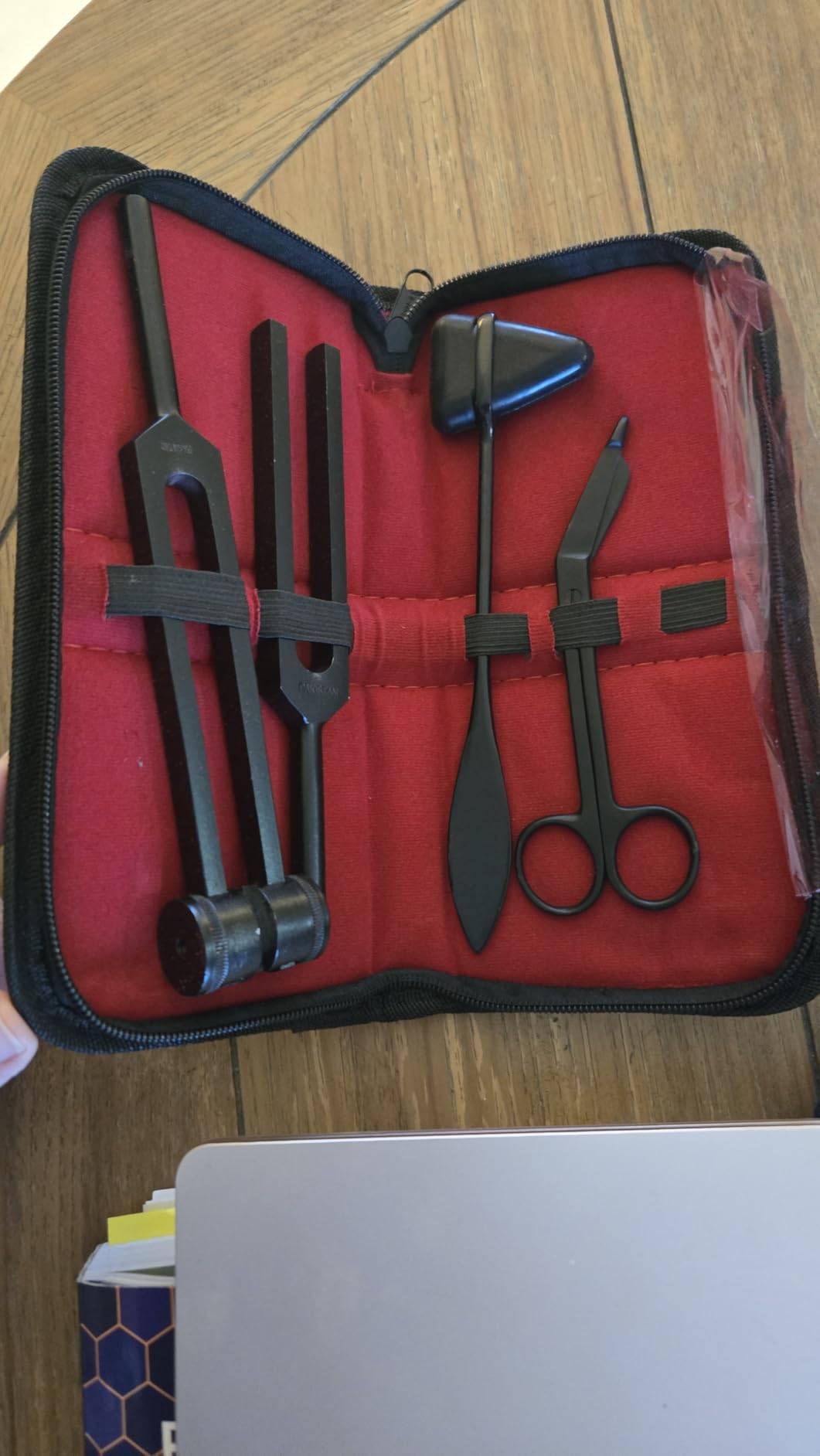 SURGICAL ONLINE Limited Edition - Full Tactical Black - Grudge Style Set of 5 pcs Reflex Percussion Taylor Hammer + Penlight + Tuning Fork C 128 C 512 + Bandage Scissors 5.5