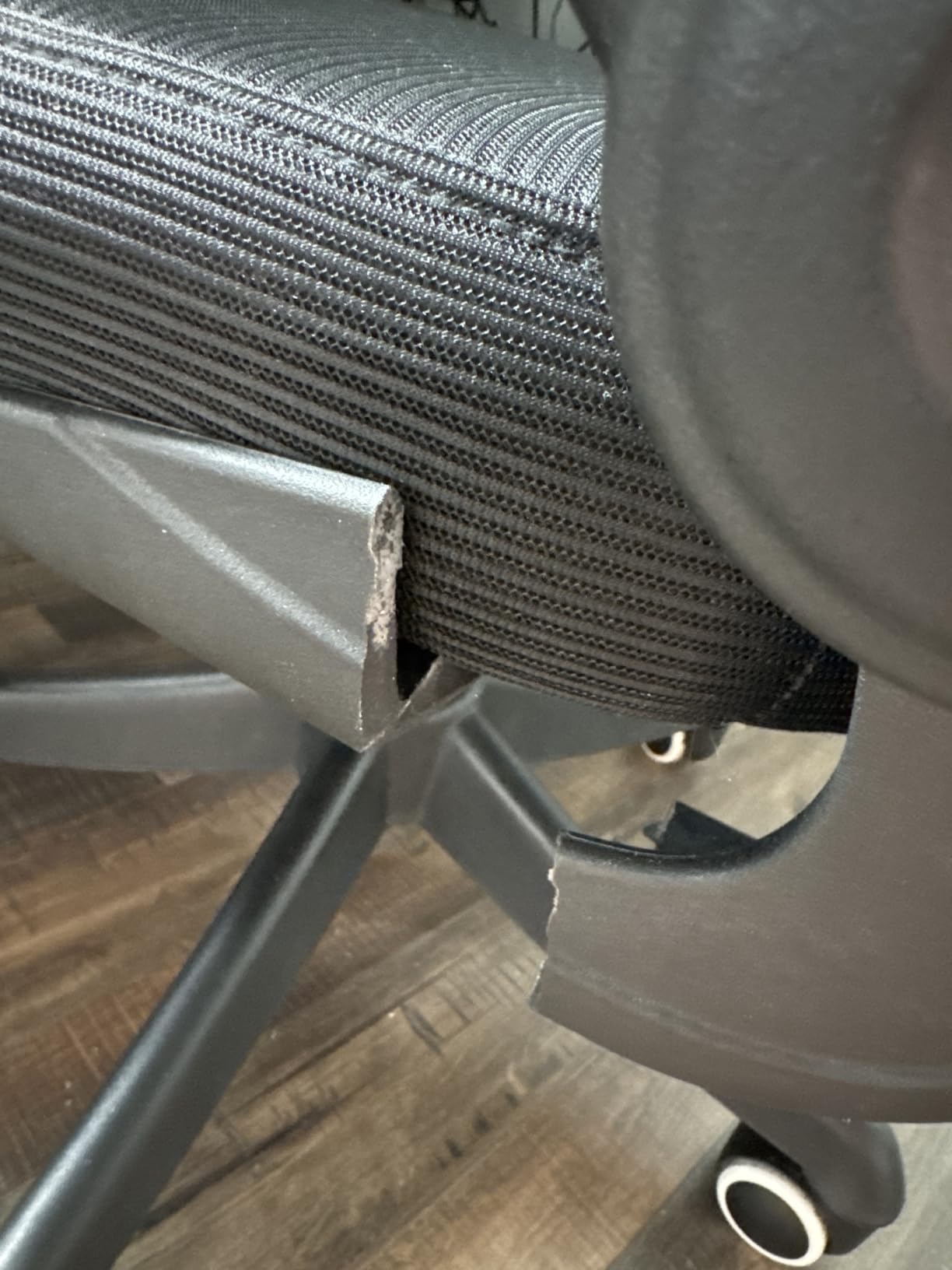 Furmax Office Chair,Ergonomic Computer Desk Mesh Chair,Lumbar Support,Black customer photo 2