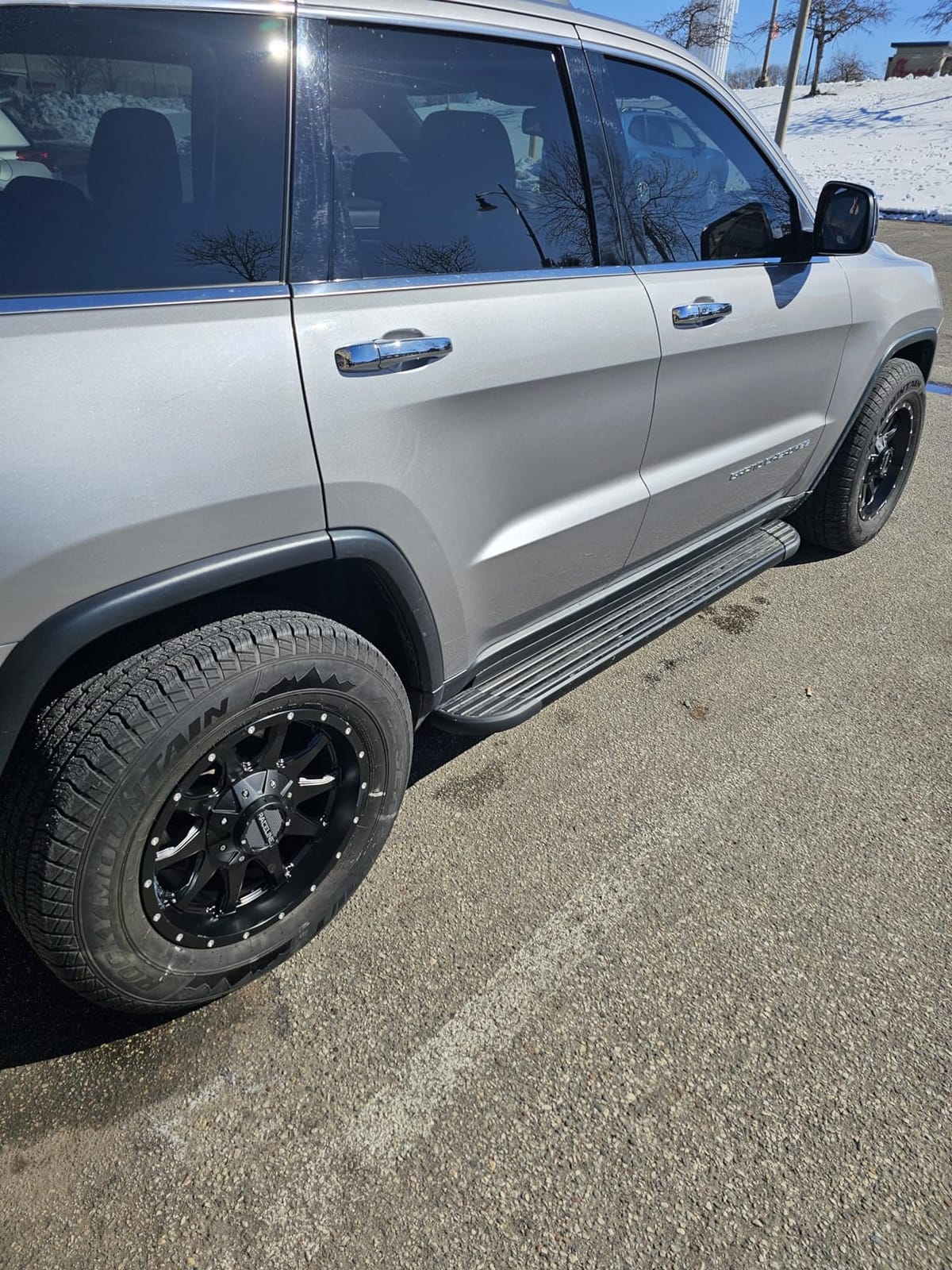 TAC Running Boards Fit 2011-2021 Jeep Grand Cherokee (Include 22 WK & Exclude Limited X/High Altitude/Summit/SRT/SRT8/Trackhawk/Trailhawk/L Model) Value Aluminum SUV Black Nerf Bars Rock Panel 2pcs customer photo 1