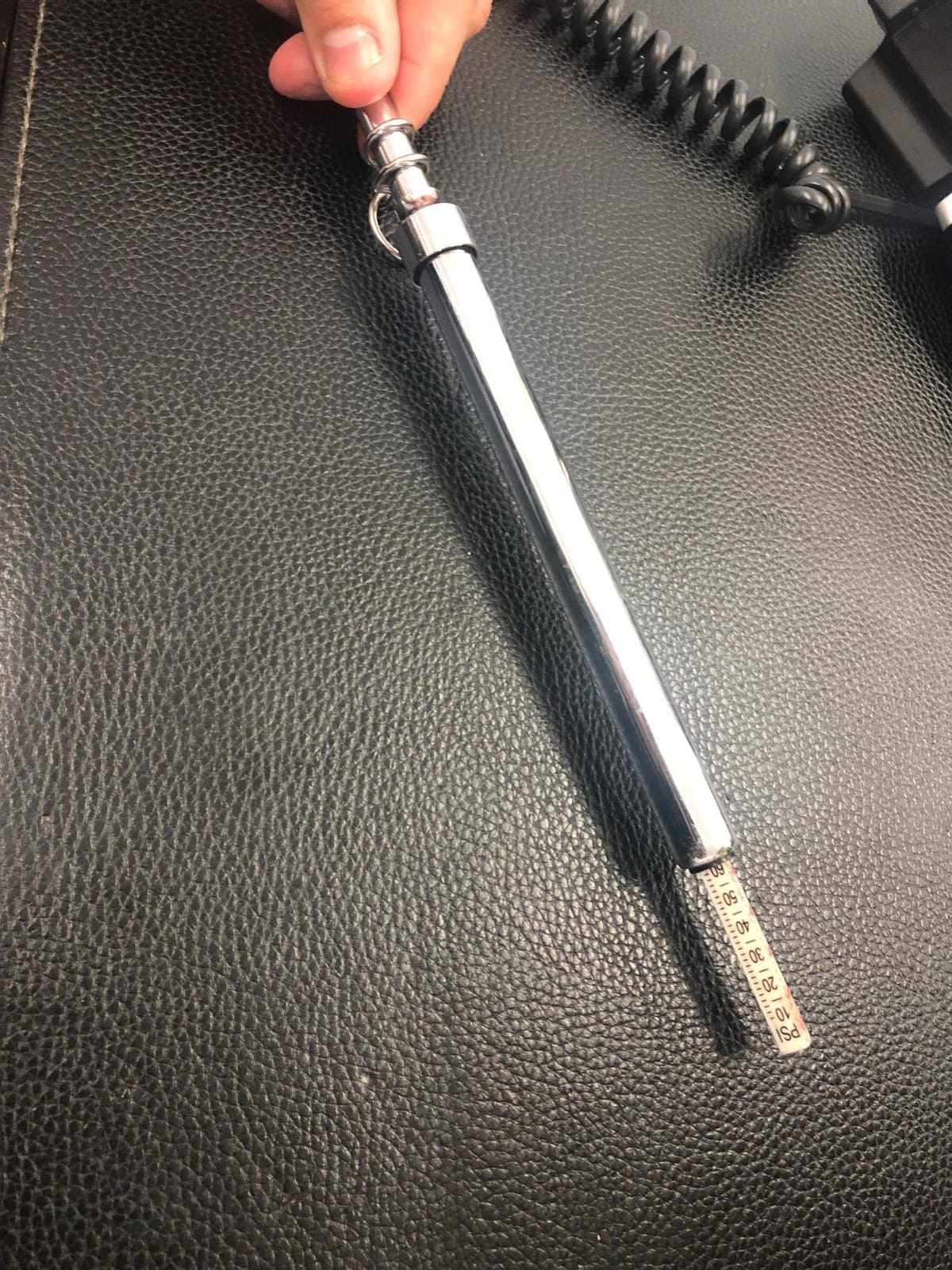 CZC AUTO Tire Pressure Gauge, Straight-on Foot Dual Head Chucks 10-150PSI | Auto Service Gage, Heavy Duty Air Gauge for Car Semi Truck RV Van, 1 Pack, Silver customer photo 2