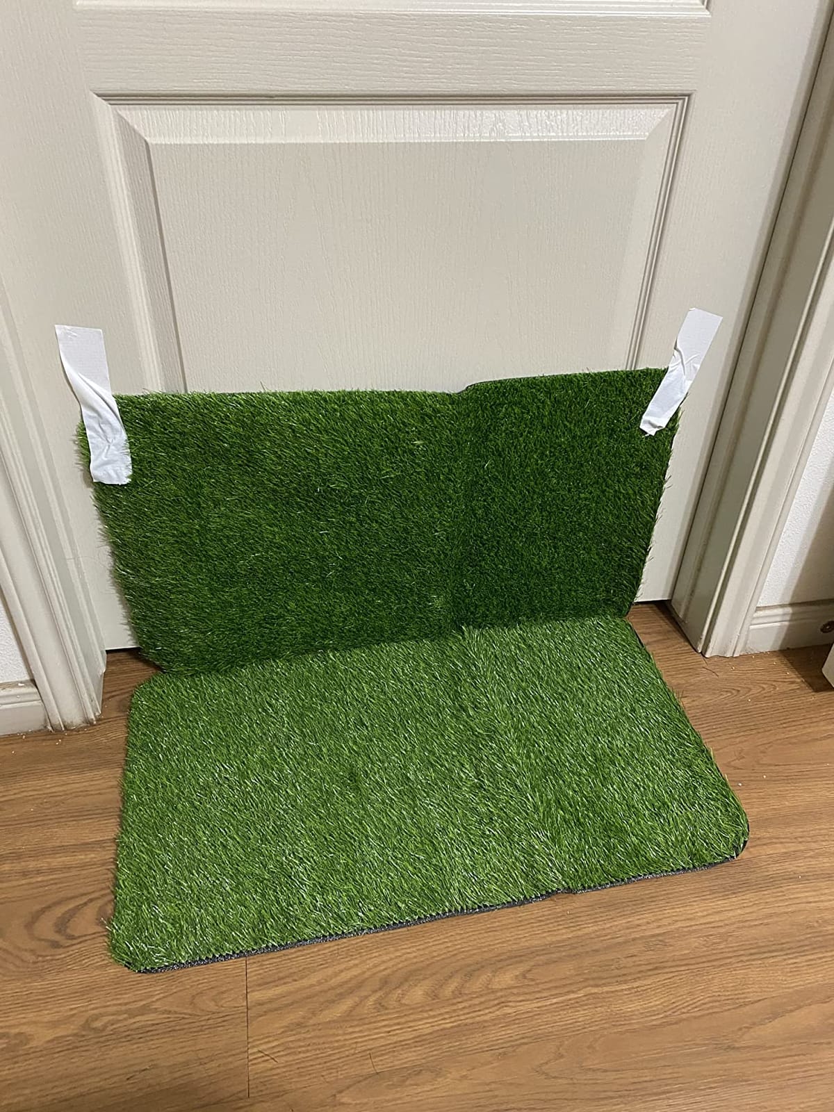 MAYSHINE Fake Grass for Dogs, Artificial Turf Grass Indoor Outdoor, Mat for Dogs Soft Blades, Cesped Artificial for Patios, Dog Astro Turf for Balcony, Quick Clean, Easy Rinse Patio Rug, 29.5