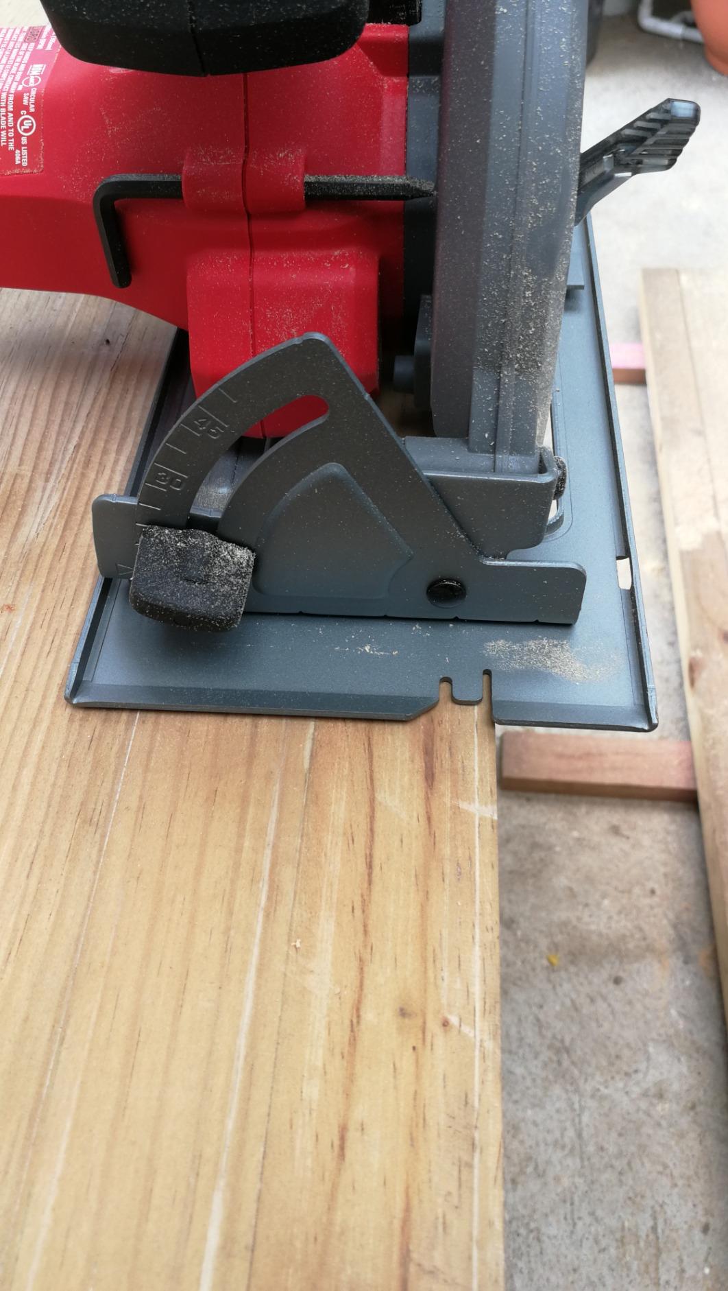 CRAFTSMAN V20 Cordless Circular Saw, 6-1/2 inch, Bare Tool Only (CMCS500B) customer photo 1