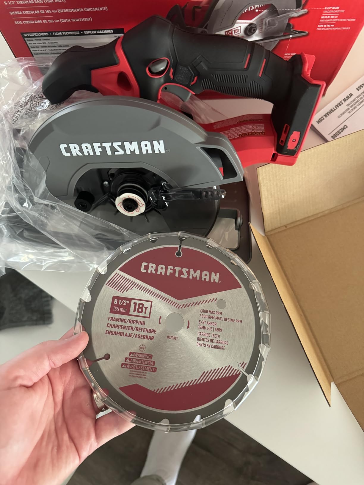 CRAFTSMAN V20 Cordless Circular Saw, 6-1/2 inch, Bare Tool Only (CMCS500B) customer photo 2