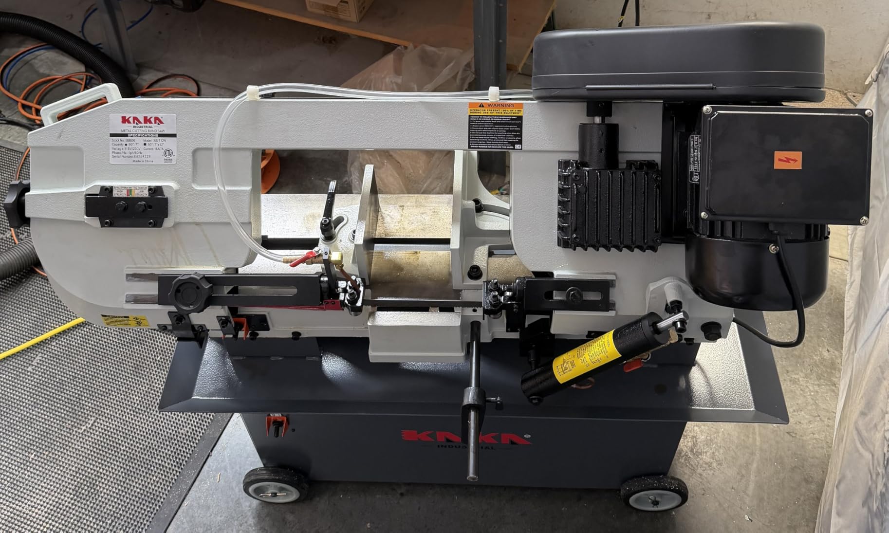 Metal Band Saw, 7 x 12 in KAKA INDUSTRIAL BS-712N | 115V/230V, hydraulic feed, coolant 4 blade speeds, V-belt drive 1.5 HP single-phase motor customer photo 1