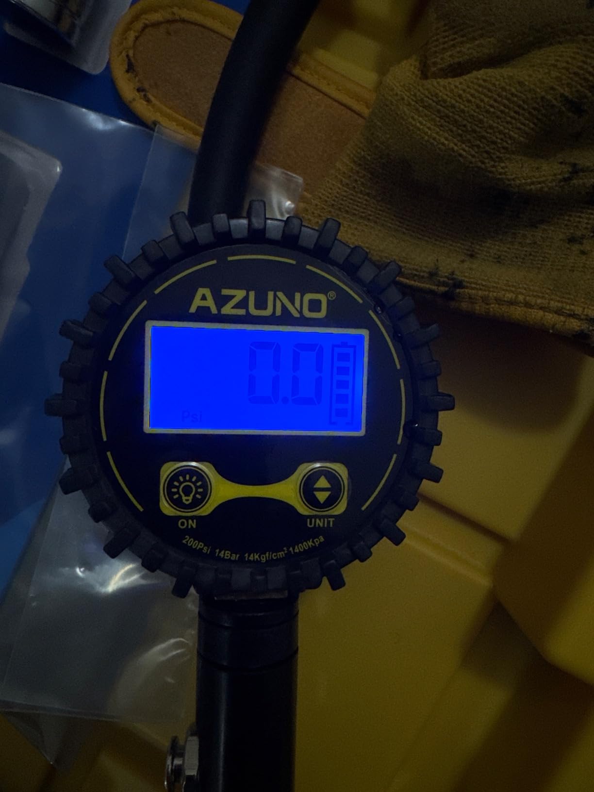 AZUNO Digital Tire Inflator with Pressure Gauge, 200 PSI, Heavy Duty Air Compressor Accessories, w/Rubber Hose Lock on Air Chuck and Quick Connect Coupler customer photo 1