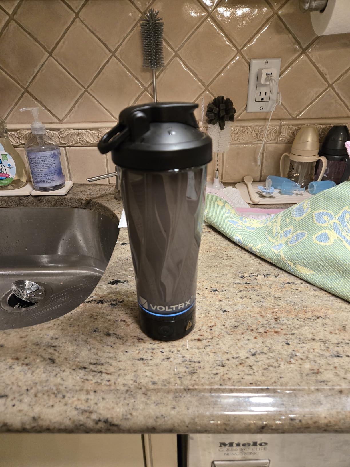 VOLTRX Premium Electric Protein Shaker Bottle, Made with Tritan - BPA Free - 24 oz Vortex Portable Mixer Cup/USB Rechargeable Shaker Cups for Protein Shakes customer photo 1