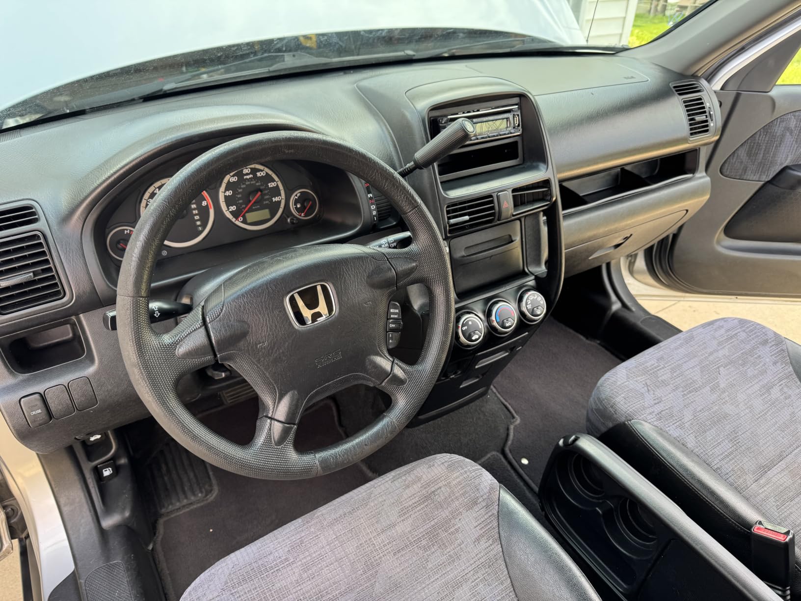 P & S PROFESSIONAL DETAIL PRODUCTS Xpress Interior Cleaner – Safe for Leather, Vinyl, Plastic & More, Removes Dirt, Grease & Oil, No Residue, Fresh Scent, No Dilution Needed - 16 Oz. customer photo 2