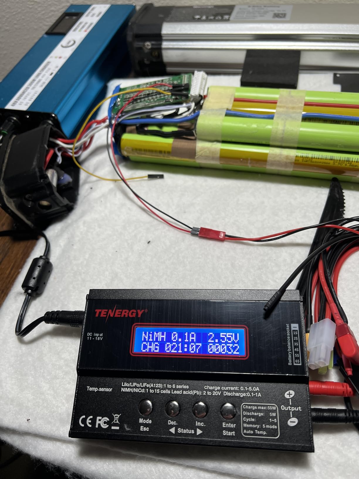 Tenergy 1S-6S Digital Battery Pack Charger for Li-Fe/Li-PO/NiCd/NiMH Packs Balance Charger Discharger w/Tamiya/JST/EC3/HiTec/Deans Connectors + Lipo Bag customer photo 1