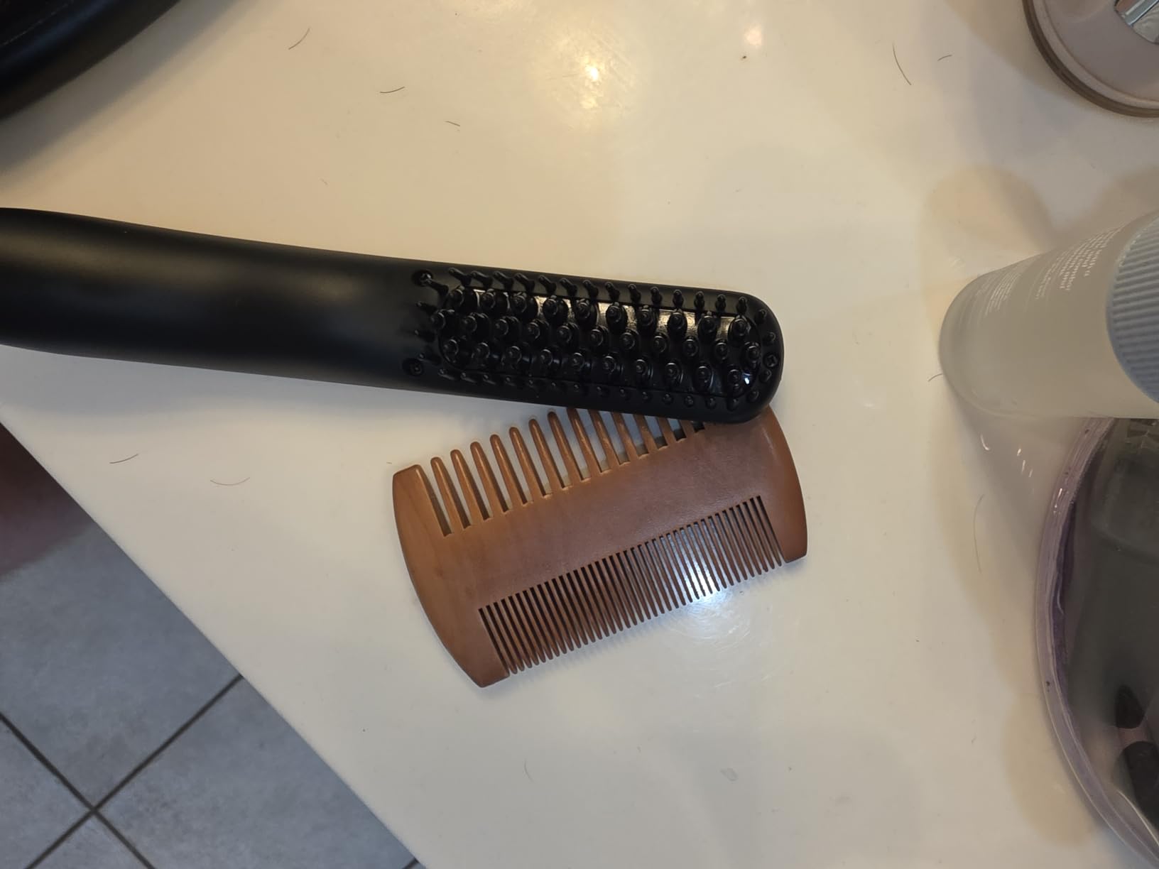 Cayzor Beard Straightener Comb for Men - Upgraded Professional Electric Mens Beard Straightening Heated Brush Portable Anti-Scald 5 Adjustable Temperatures & LCD Display with Carrying Bag customer photo 2