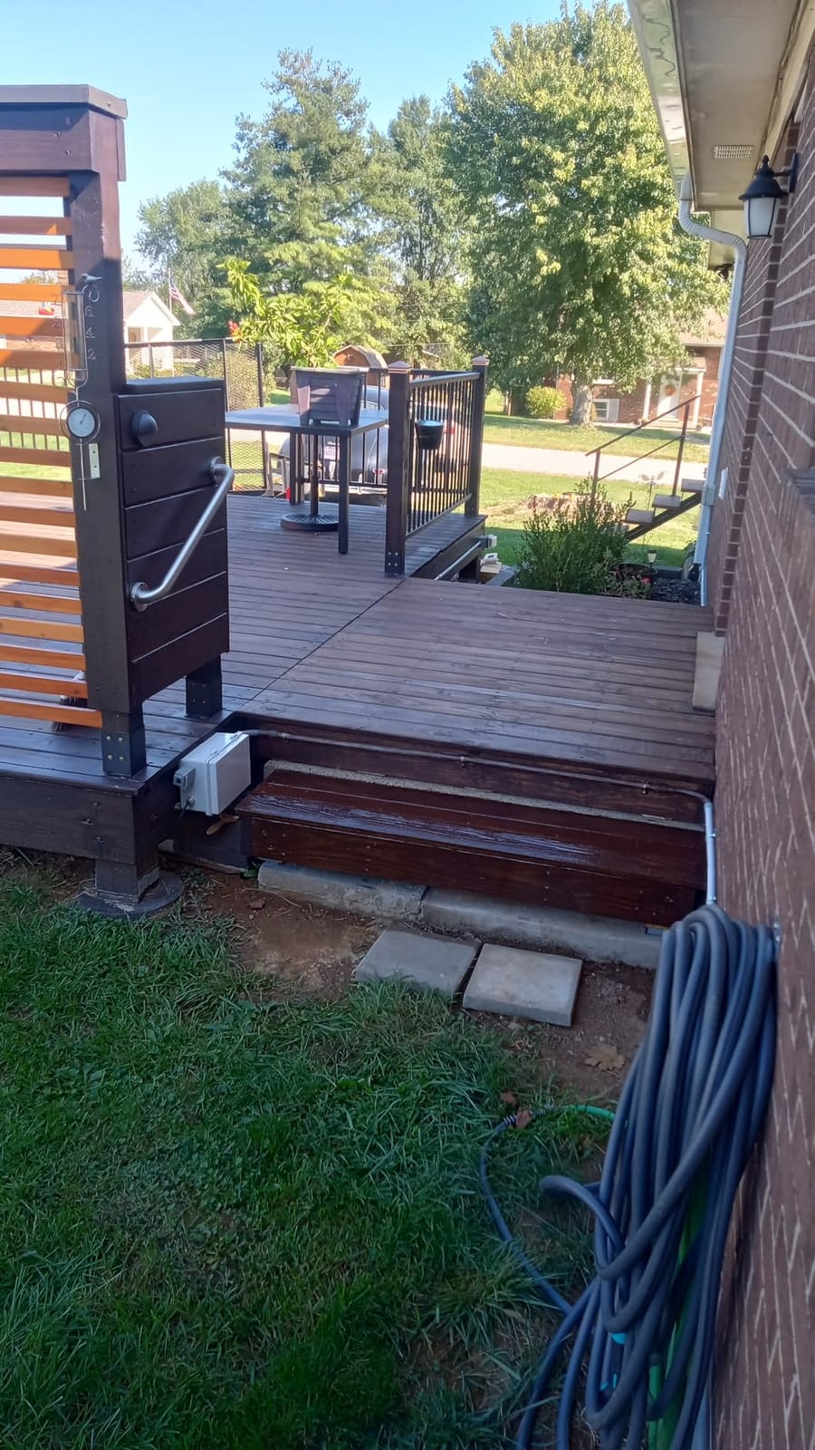 Weatherables 36 in. H x 8 ft. W Stanford Deck Railing Kit – Aluminum Porch & Balcony Railing Kit with Black Powder-Coated Finish, Adjustable Outdoor Hand Rail System customer photo 2