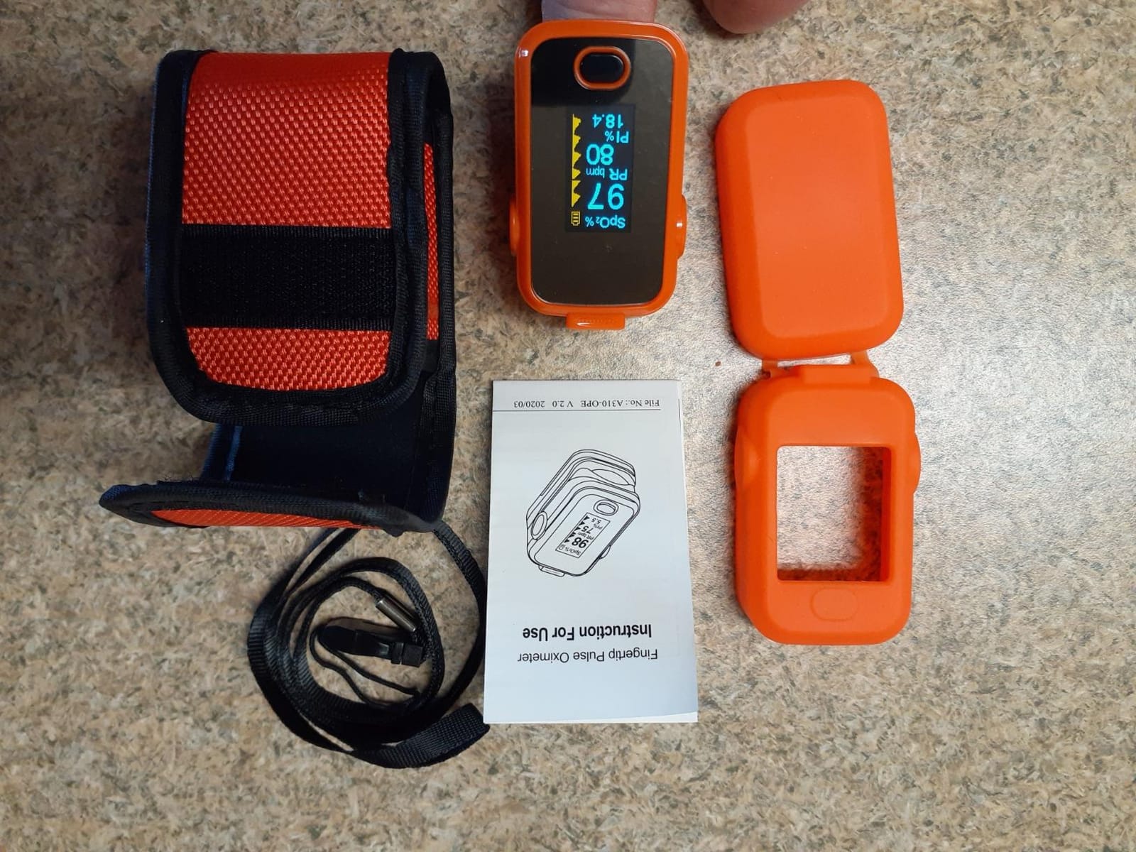 Pulse Oximeter,OLED Display Oxygen Monitor Fingertip,Blood Oxygen Saturation Monitor(SpO2) with Carrying Case,Silicone Cover customer photo 1