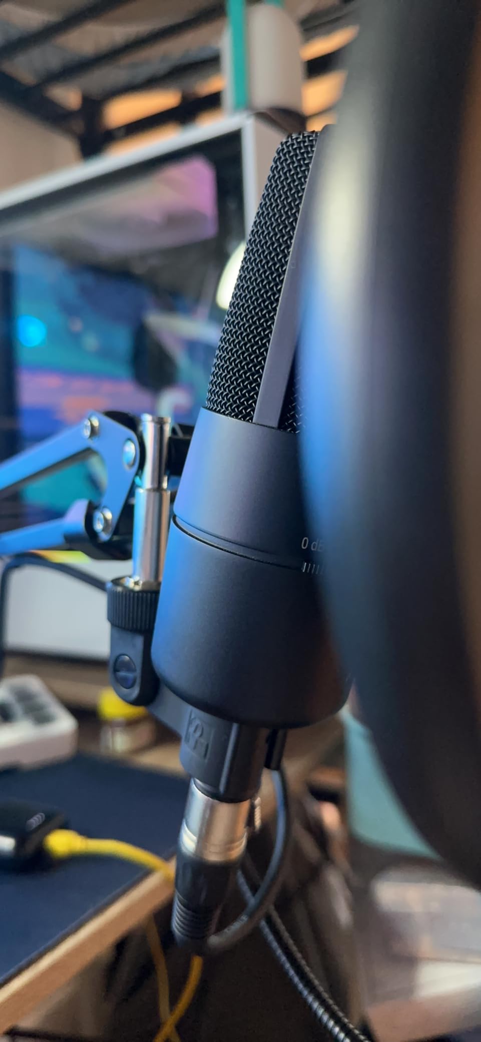 sE Electronics X1 A Large-Diaphragm Condenser Microphone Bundle with Pop Screen Filter customer photo 1