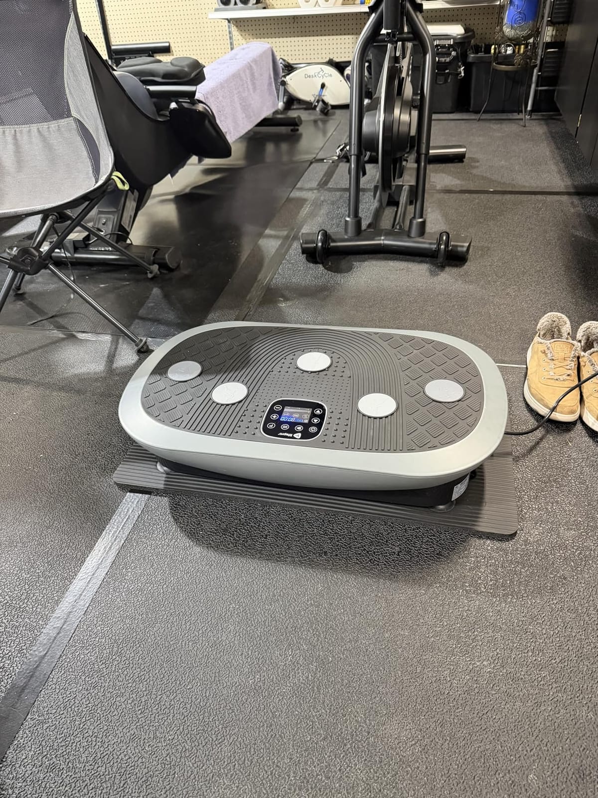 Lifepro Rumblex 4D Vibration Plate Exercise Machine with 7 Training Modes | 3 Motor Motion, Multiple Presets & Speeds, High Weight Capacity - Vibration Plate for Lymphatic Drainage & Full Body Workout customer photo 1