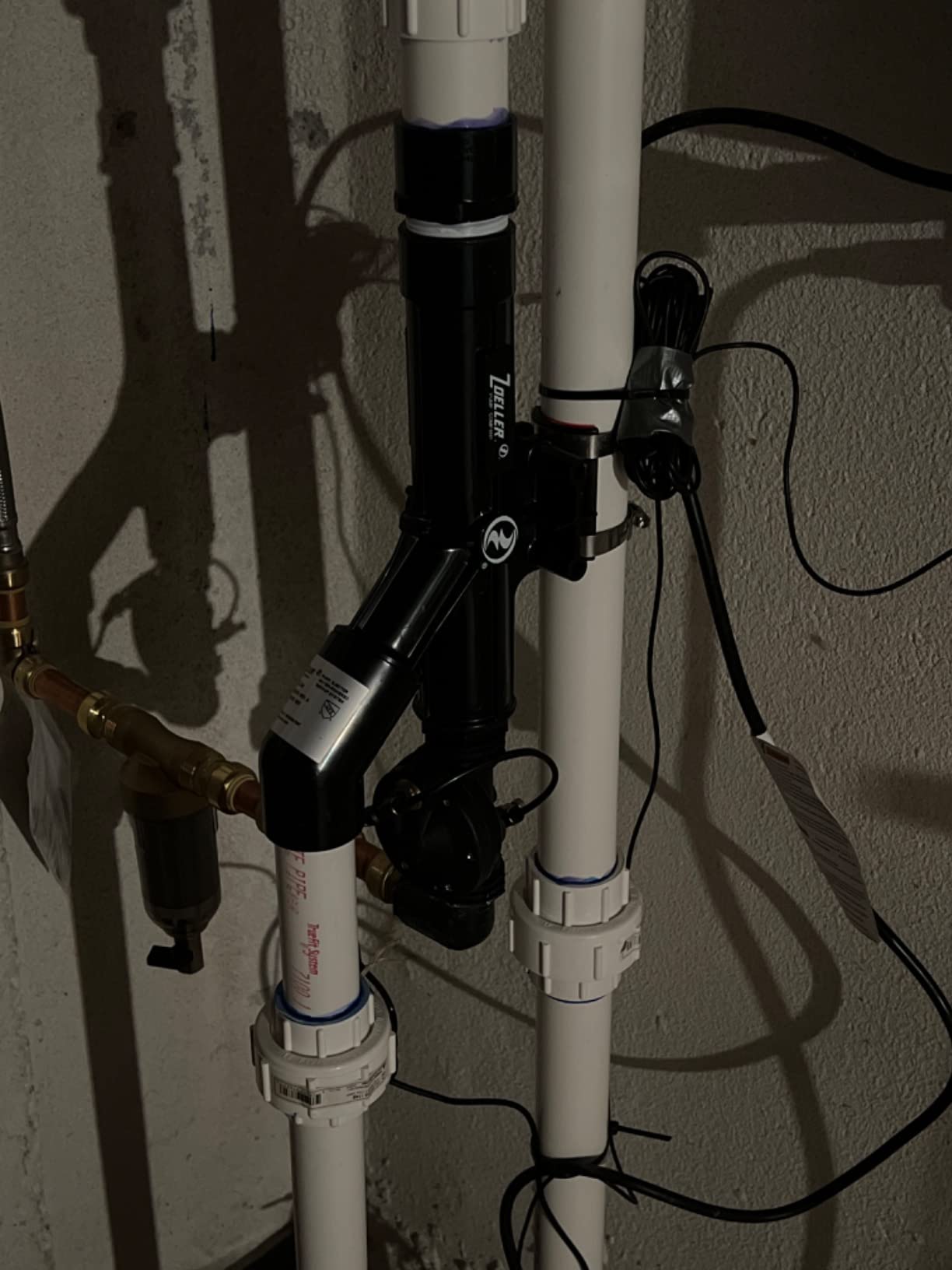 Zoeller 540 FLEX Water-Powered Backup Sump Pump System | No Battery/Electricity Required - Installs Horizontally or Vertically - During Sump Pump Failure - 3/4 Inch Inlet / 1-1/2 Inch Discharge customer photo 1
