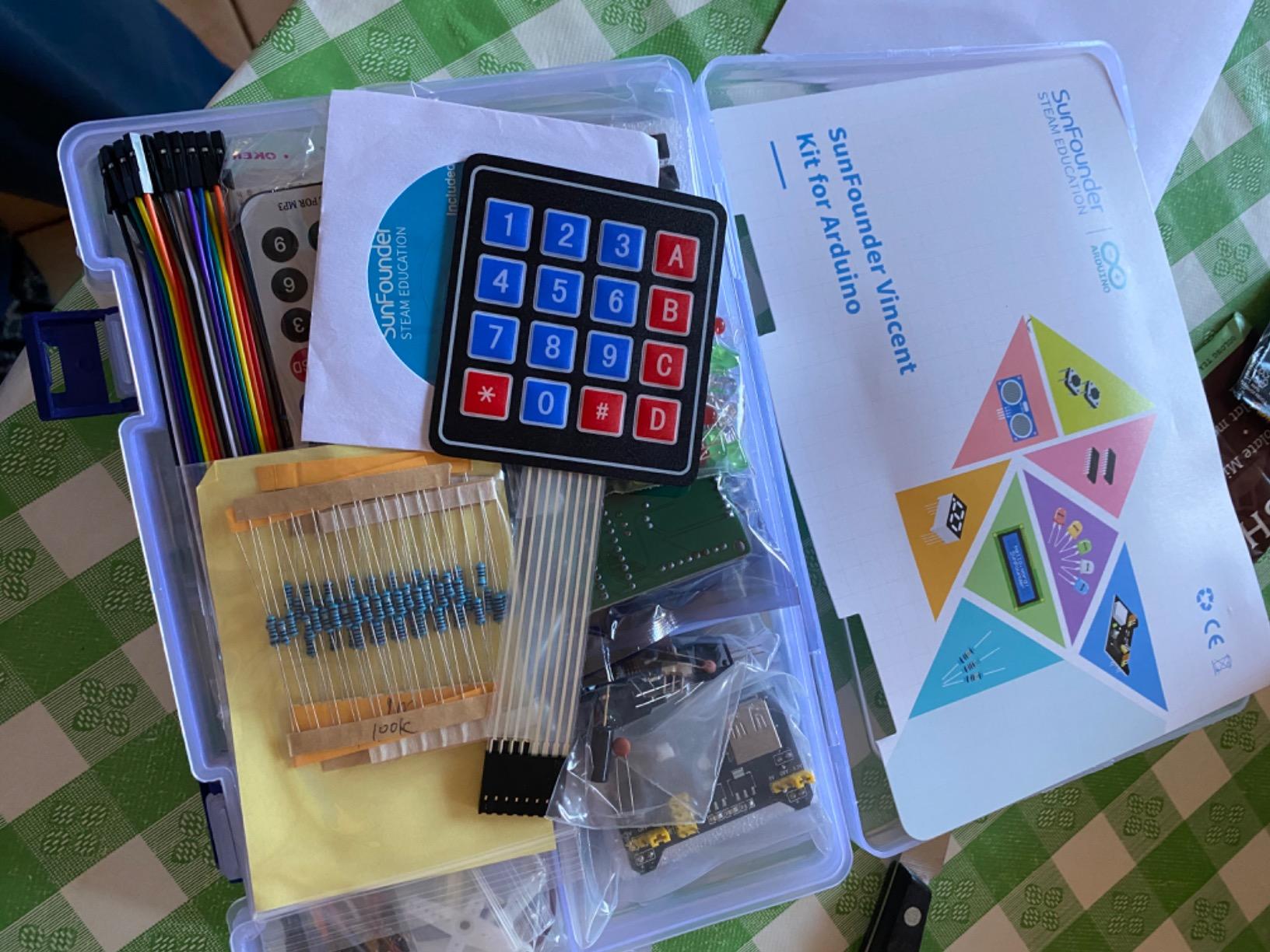 Project The Most Complete Electronics Starter Kit Compatible with Arduino Mega 2560 R3 Mega328 Nano, 73 Tutorials Included customer photo 1