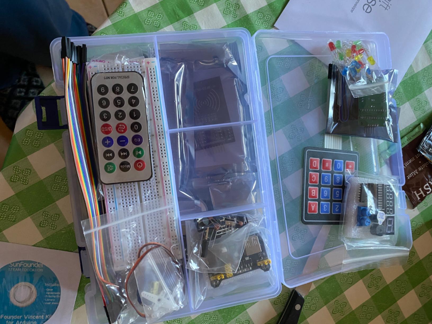 Project The Most Complete Electronics Starter Kit Compatible with Arduino Mega 2560 R3 Mega328 Nano, 73 Tutorials Included customer photo 2