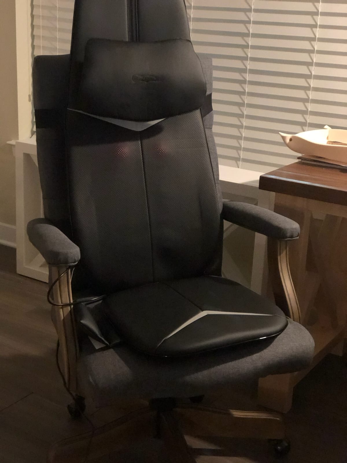 Zyllion ZMA-33 Shiatsu Neck and Back Massager with Heat for Chair, Black customer photo 2
