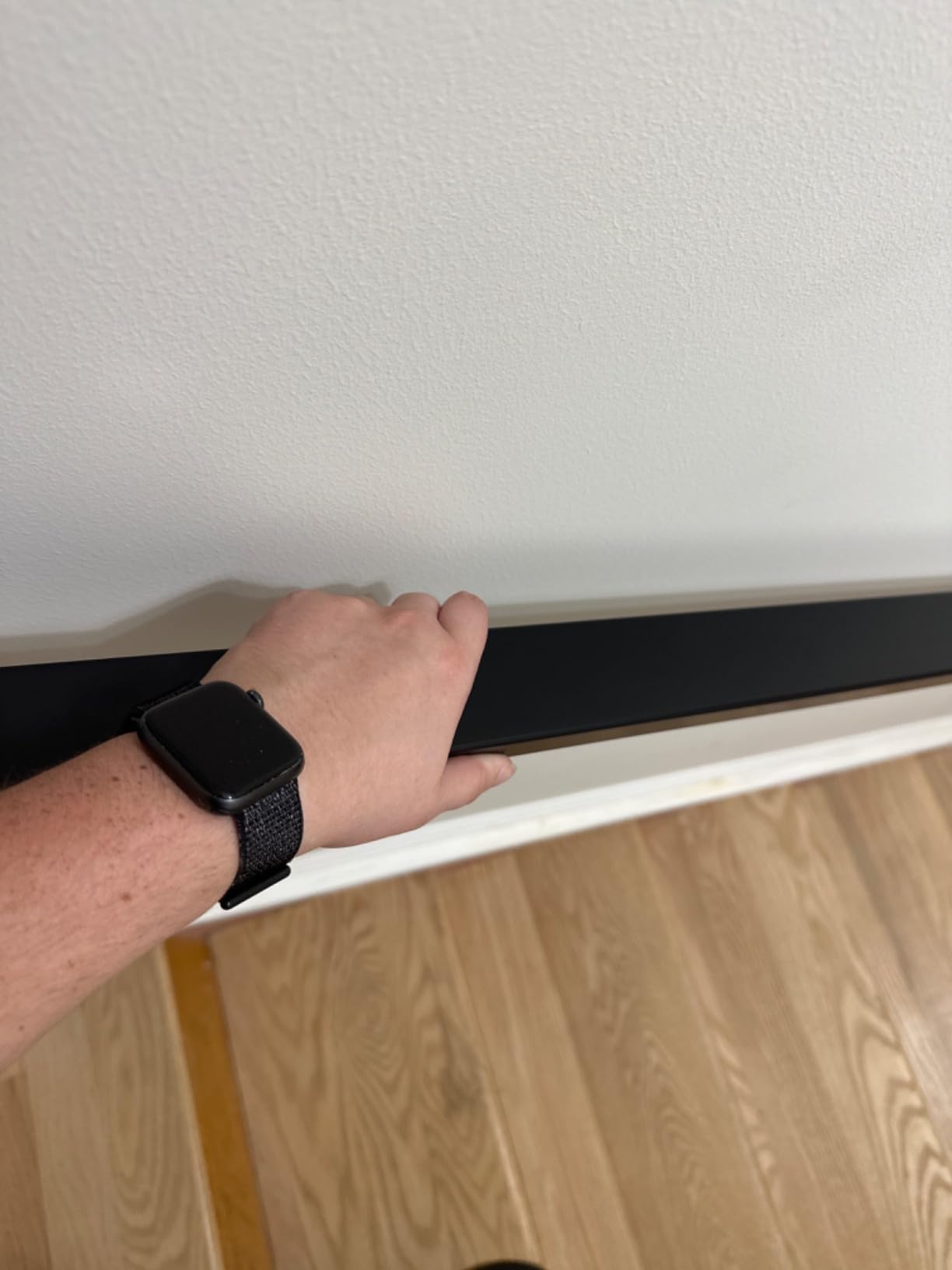 Modern Aluminum Handrail Grab Bar Kit, Adjustable Steel Brackets Included, Returns to Wall, Powder Coated Finish (Black, 6 Foot Handrail Set) customer photo 1