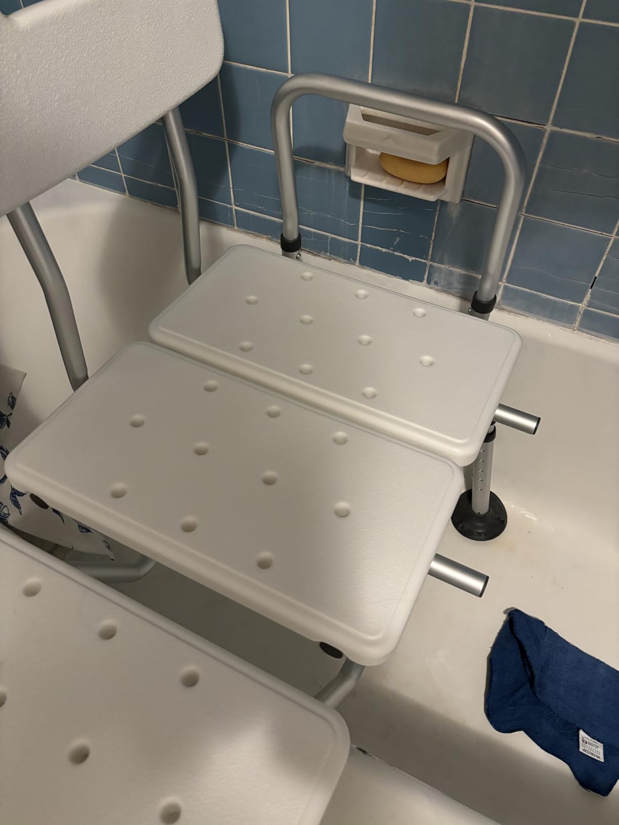 Drive Medical Splash Defense Tub Transfer Bench, Adjustable Height, White customer photo 1