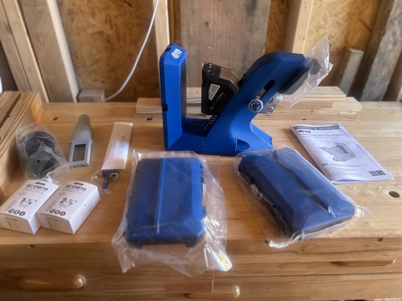 Kreg Pocket-Hole Jig 720PRO, Jig Only, 160 Screws, KPHJ720PRO | Includes Docking Station, Jig Clamp, Drill and Driver Bits, Thickness Gauge and 160 Pocket-Hole Screws customer photo 1