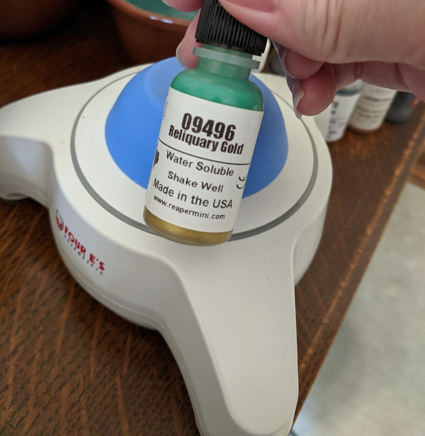 FOUR E'S SCIENTIFIC Mini Vortex Mixer, 5600rpm Paint Shaker, Green | Lab Vortexer with Brushless Motor, Touch Function, for Acrylic Miniature Paints, Nail Polish, Inks customer photo 1