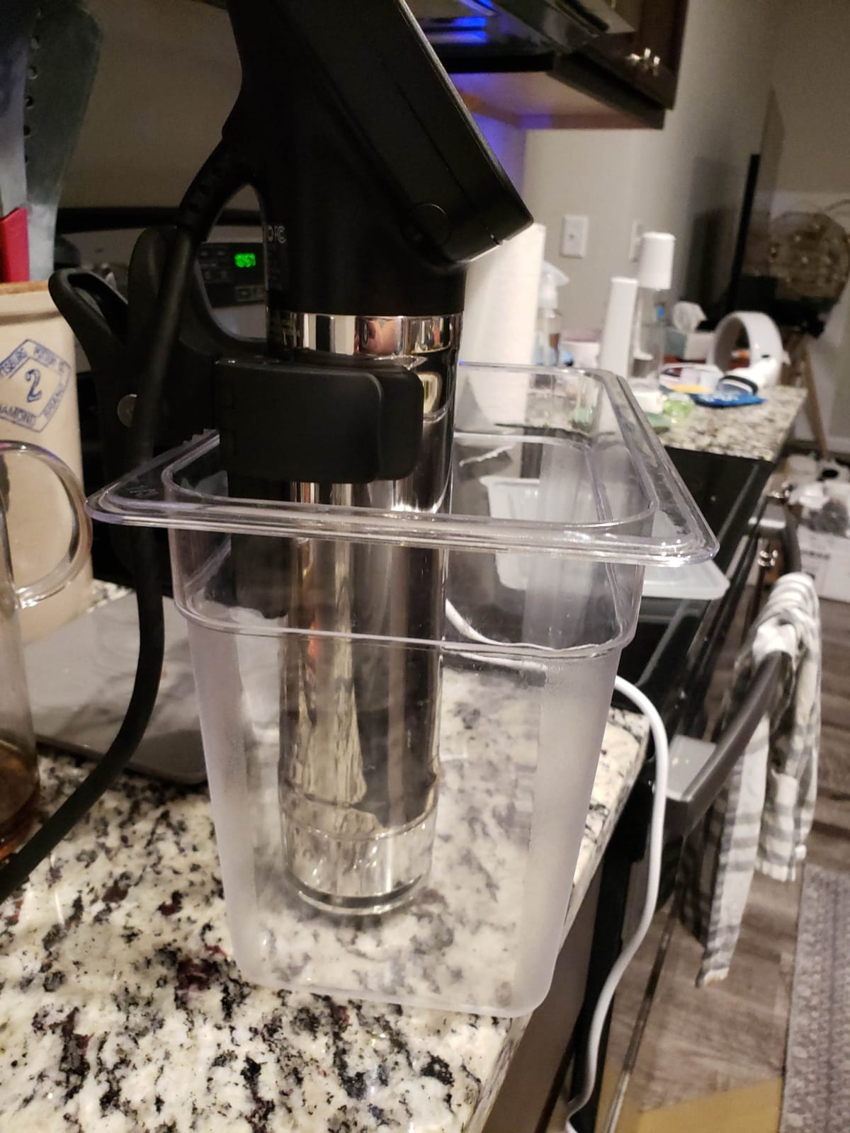 Breville Commercial CSV700PSS HydroPro Sous Vide, Polished Stainless Steel | Commercial-grade precision immersion circulator with built-in cooking guide and quick, powerful heat up customer photo 2